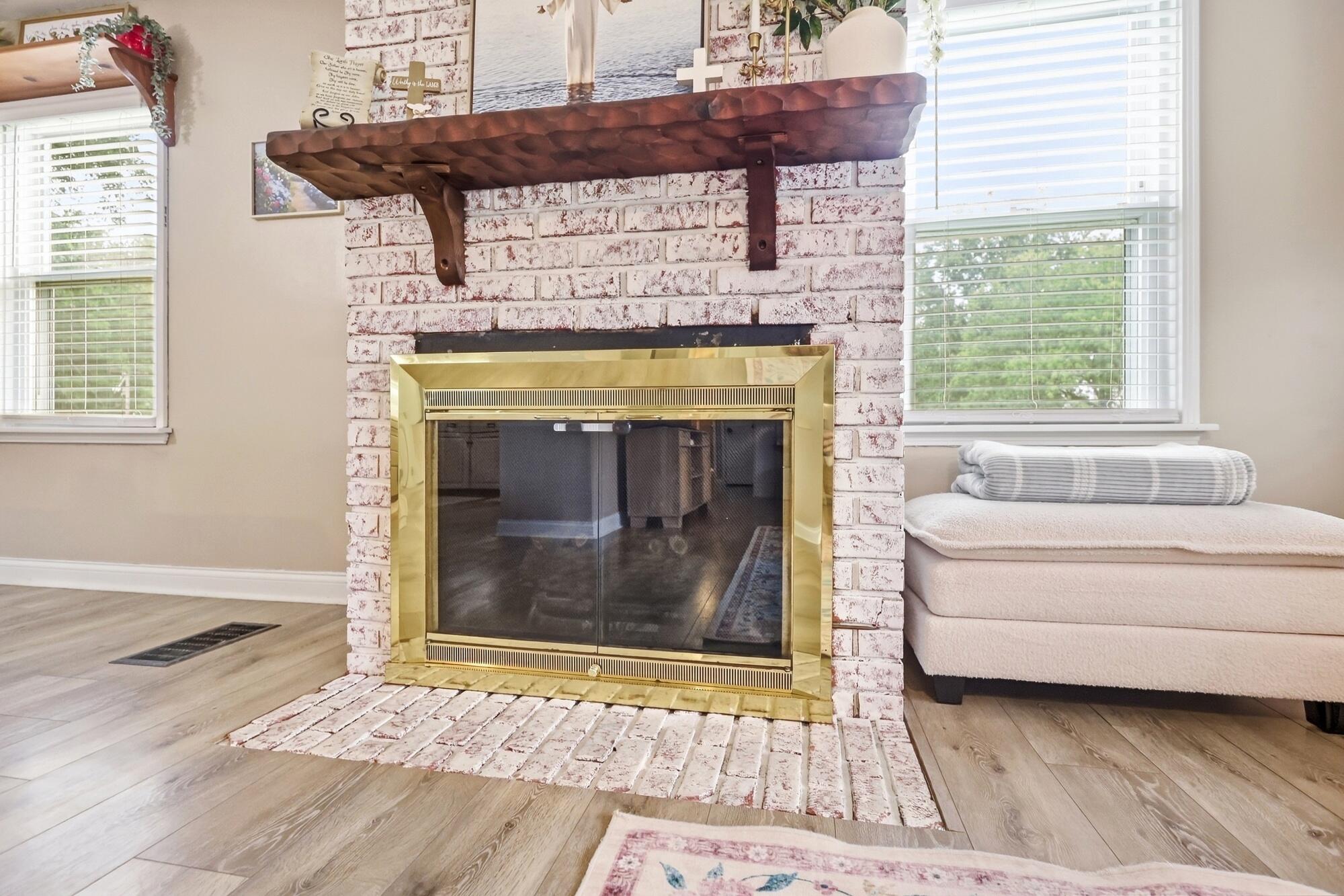 585 Vale, Springfield, Ohio 45504