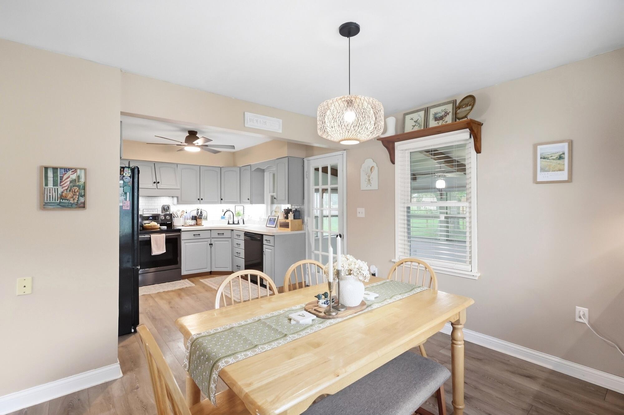 585 Vale, Springfield, Ohio 45504
