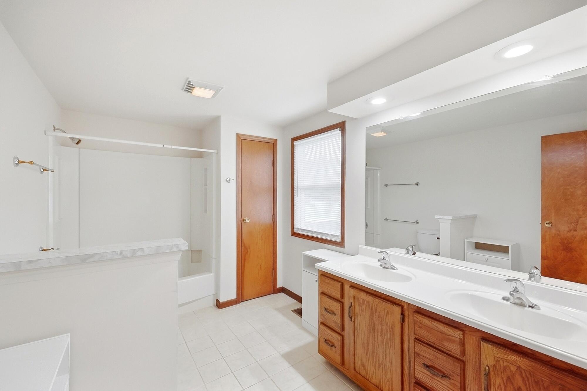 2881 Deer Run, Springfield, Ohio 45504