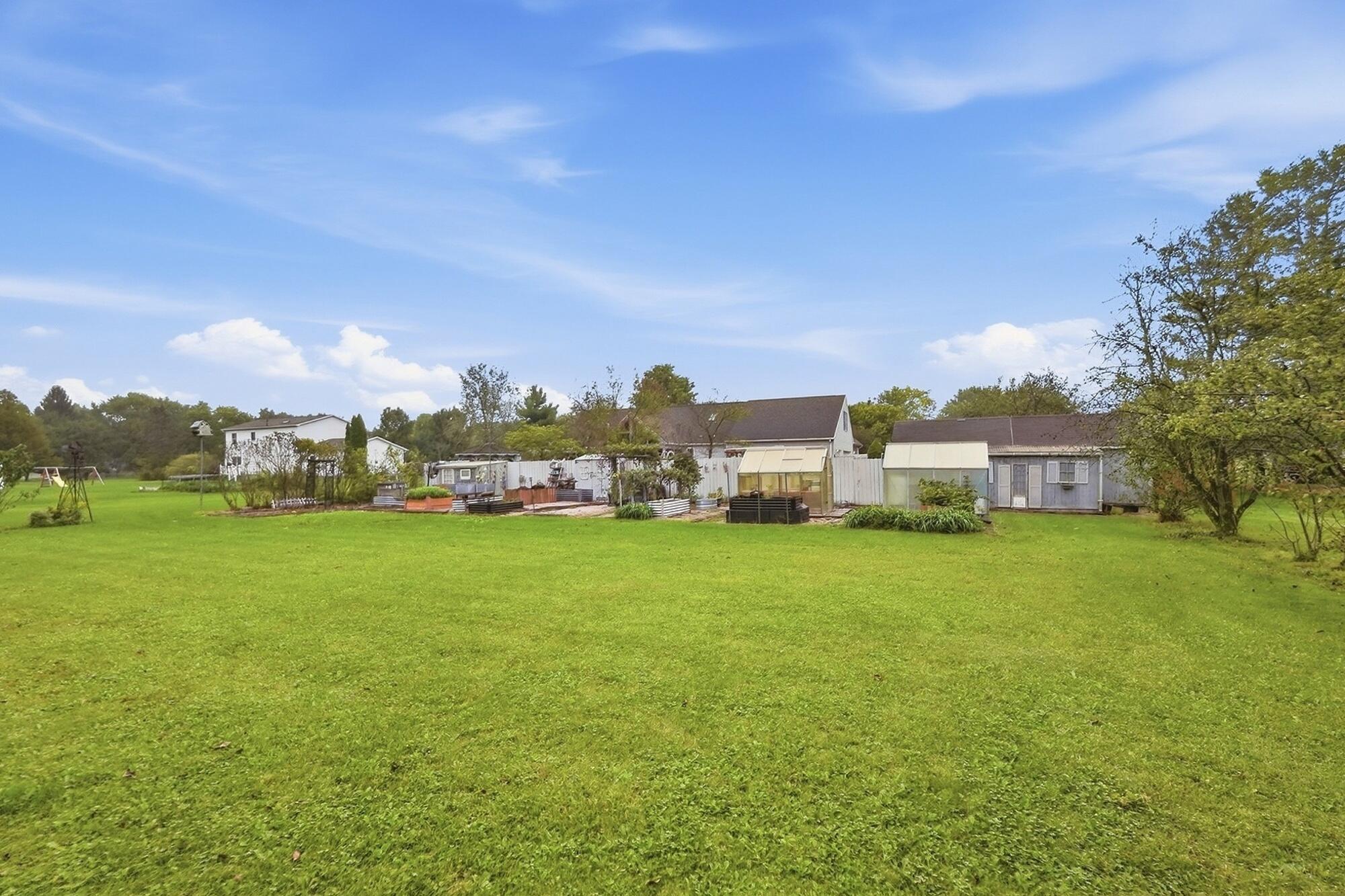 2881 Deer Run, Springfield, Ohio 45504