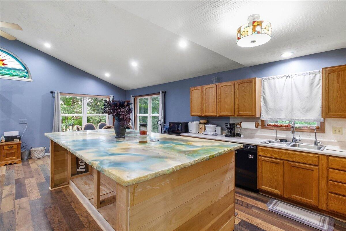7340 Zimmerman, Saint Paris, Ohio 43072