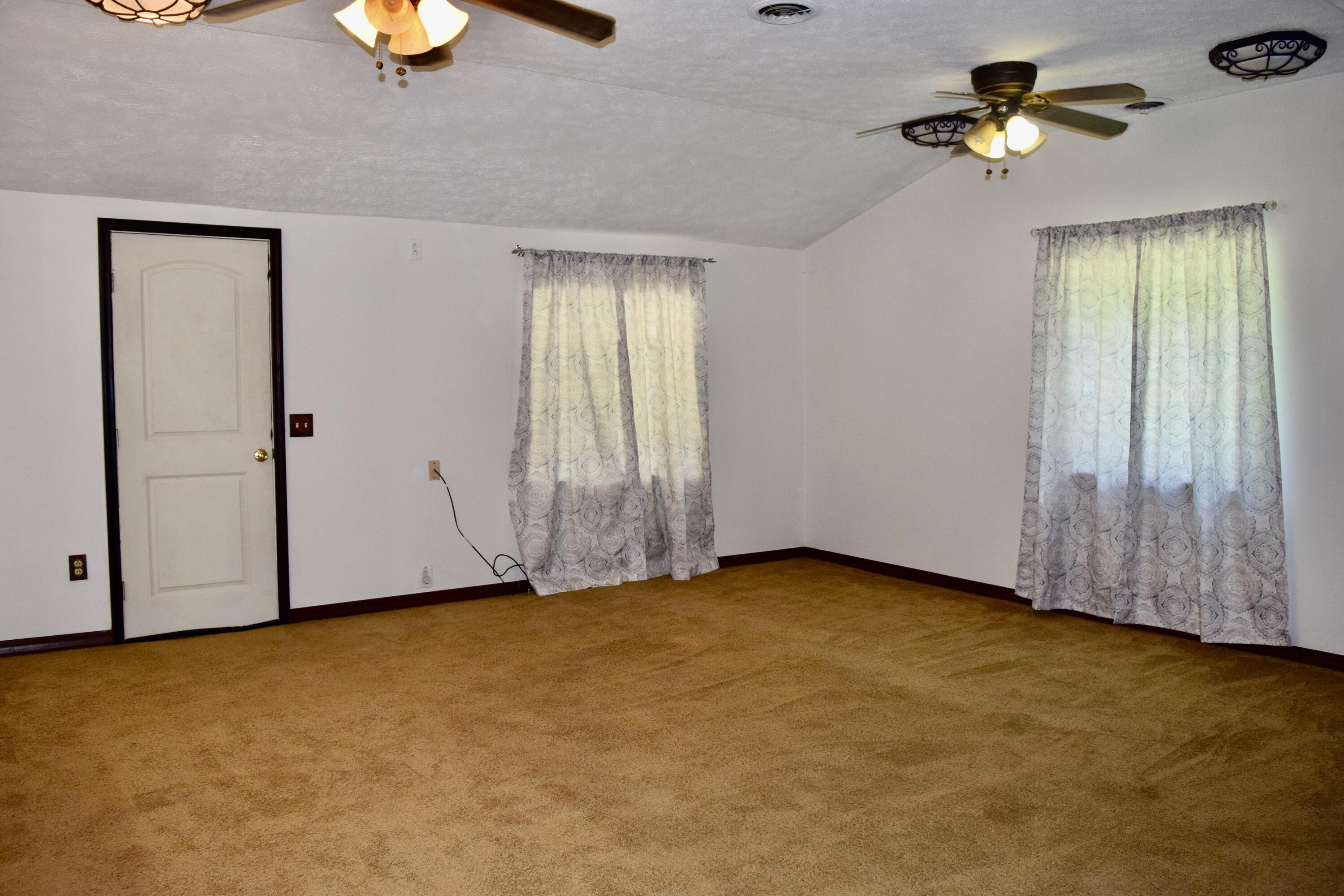 2763 Dayton-Springfield, Springfield, Ohio 45506