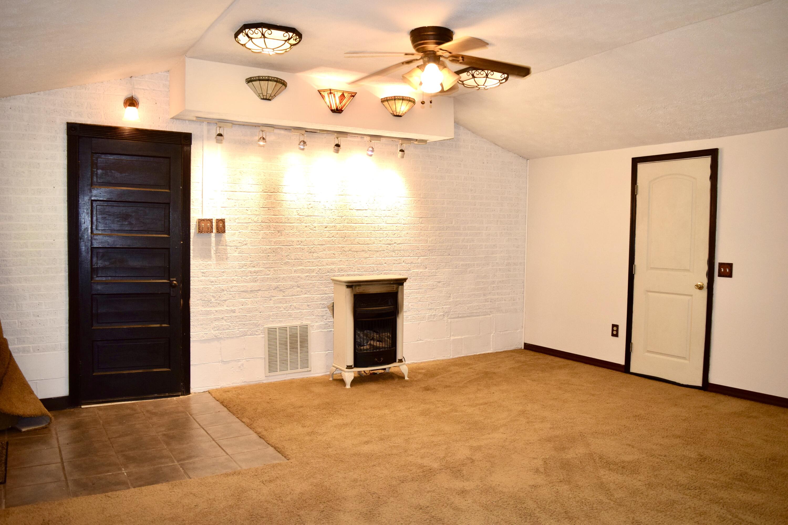 2763 Dayton-Springfield, Springfield, Ohio 45506
