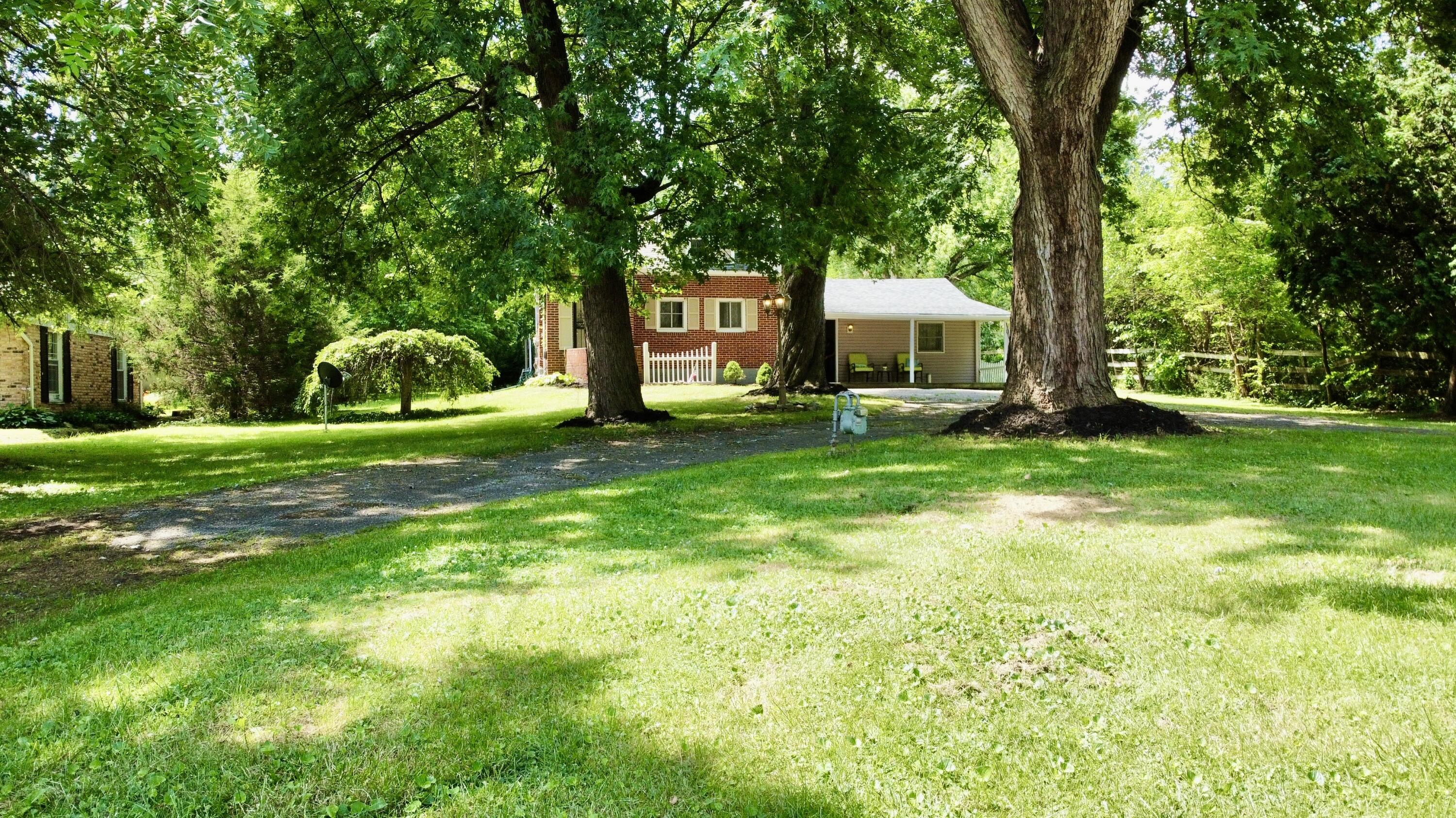 2763 Dayton-Springfield, Springfield, Ohio 45506
