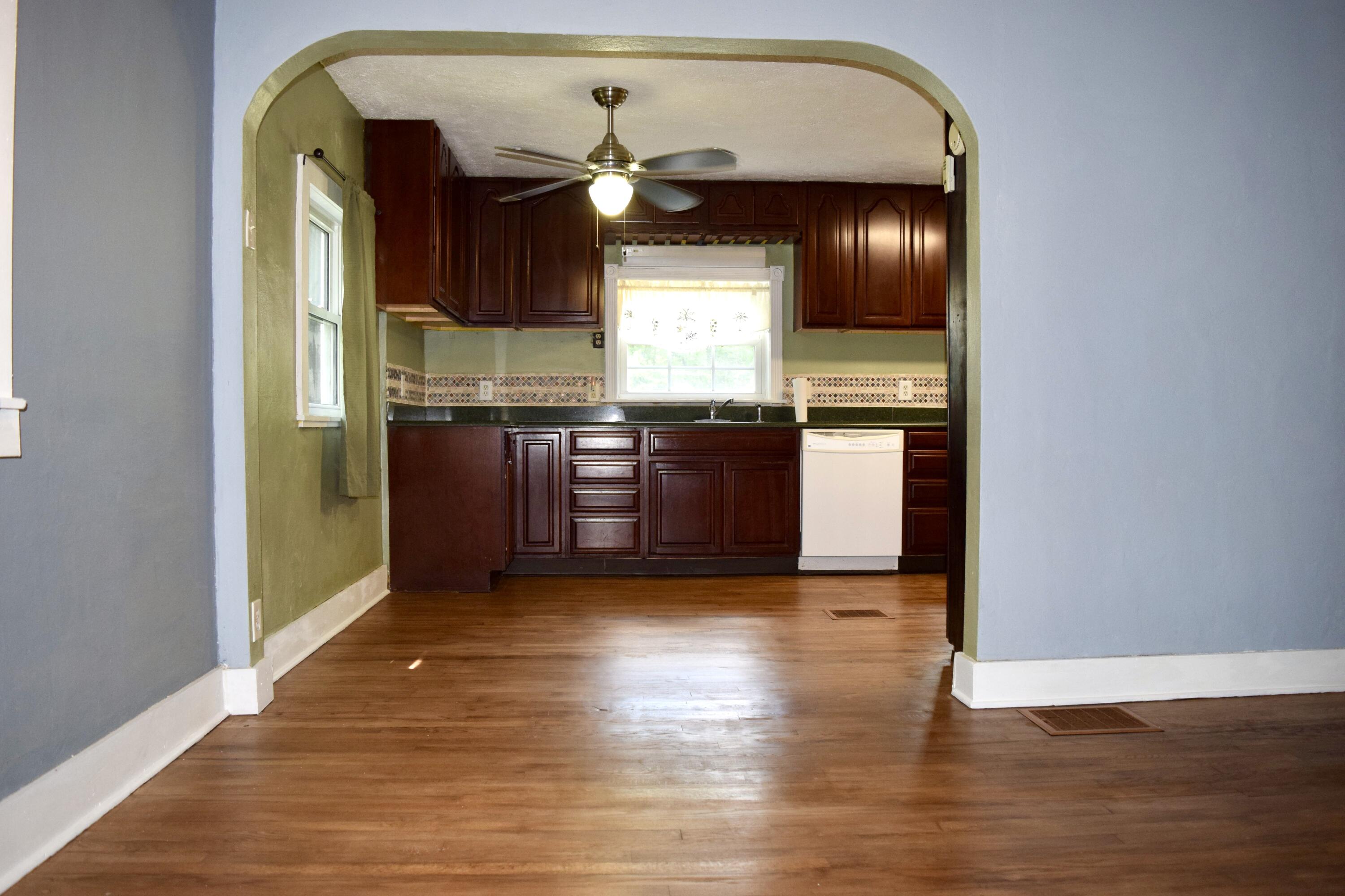 2763 Dayton-Springfield, Springfield, Ohio 45506