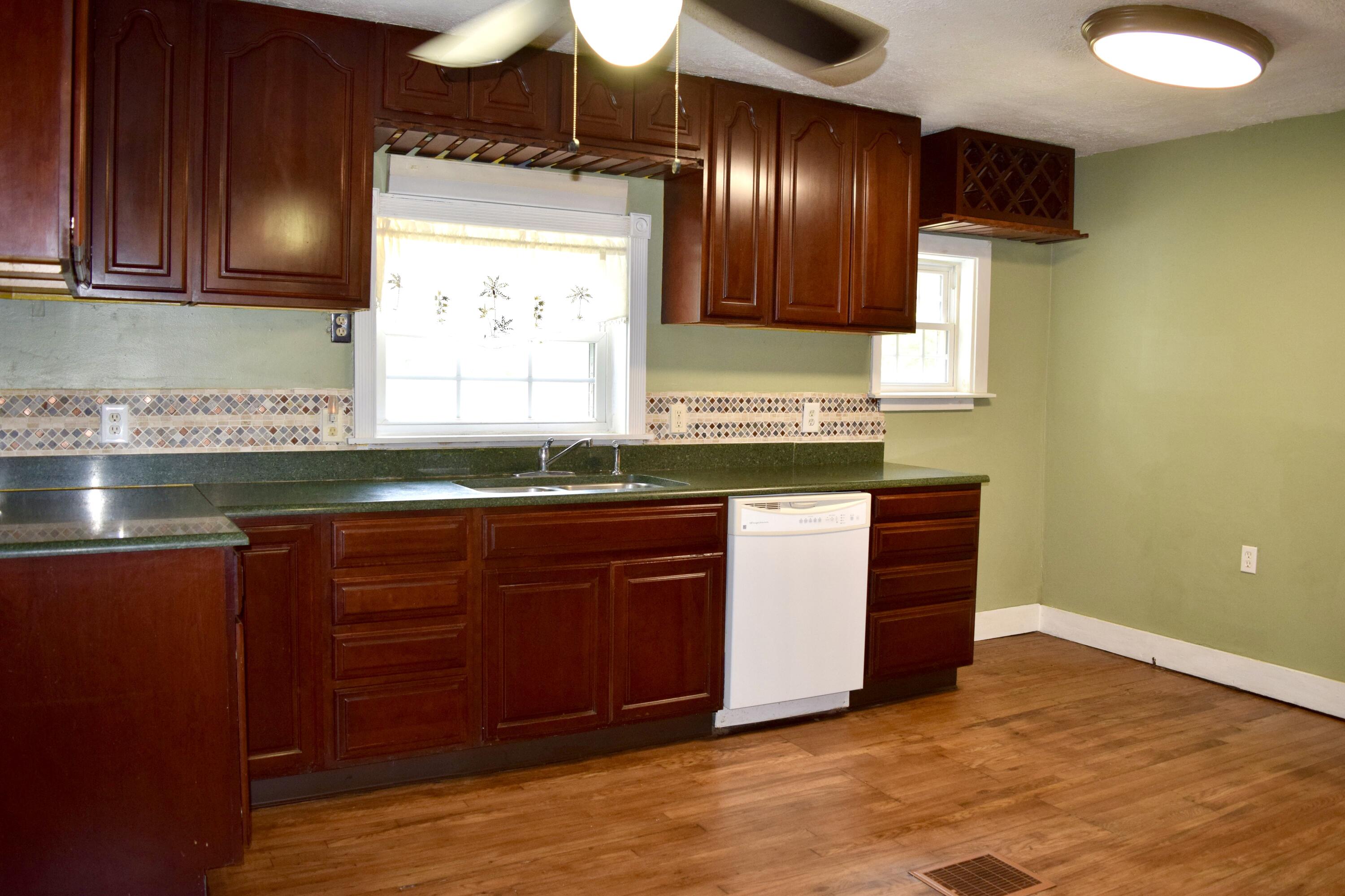 2763 Dayton-Springfield, Springfield, Ohio 45506