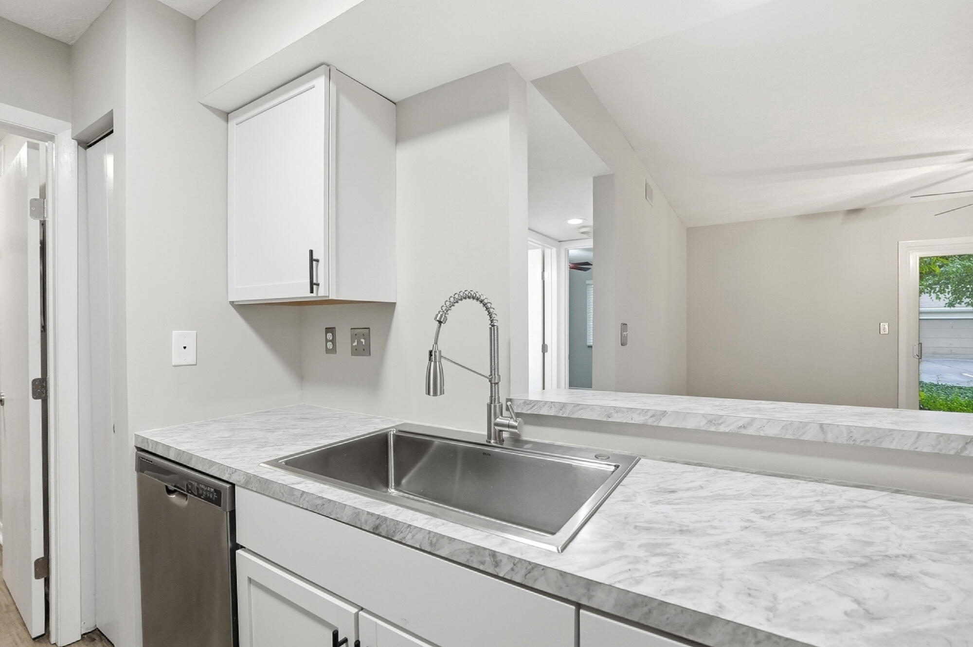 1520 Lake Pointe, Dayton, Ohio 45459