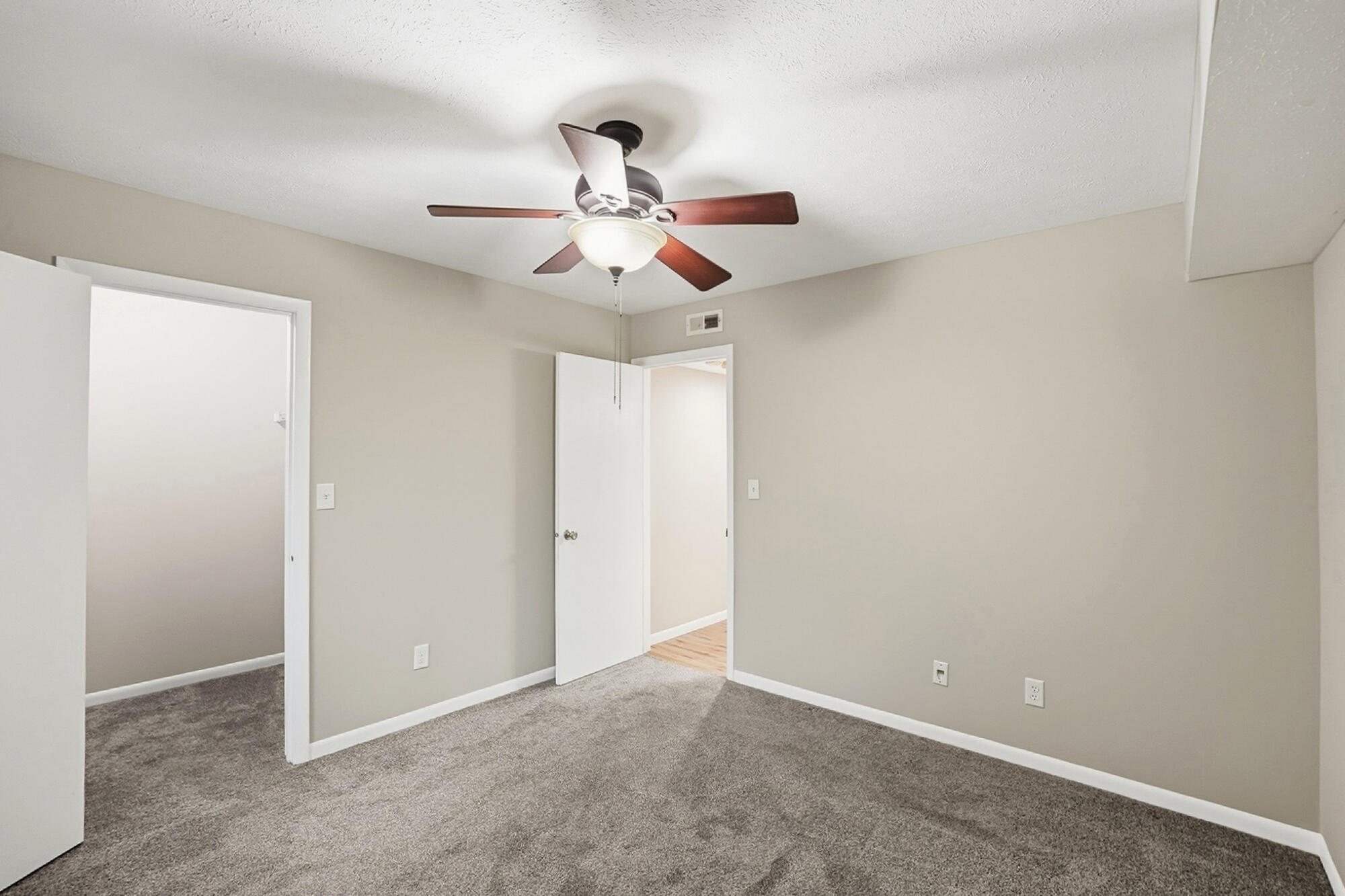 1520 Lake Pointe, Dayton, Ohio 45459