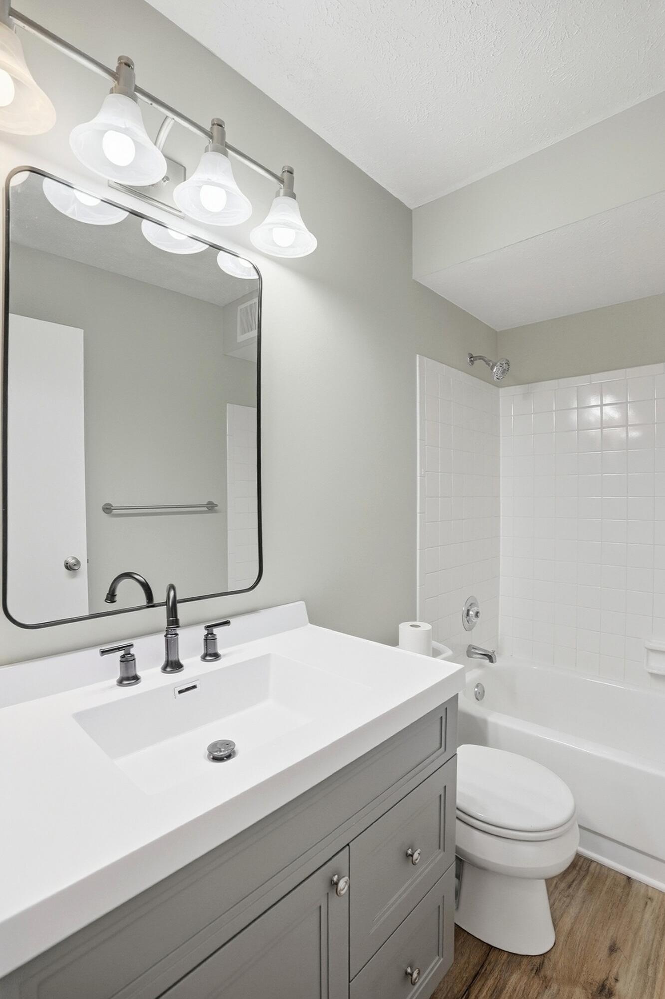 1520 Lake Pointe, Dayton, Ohio 45459