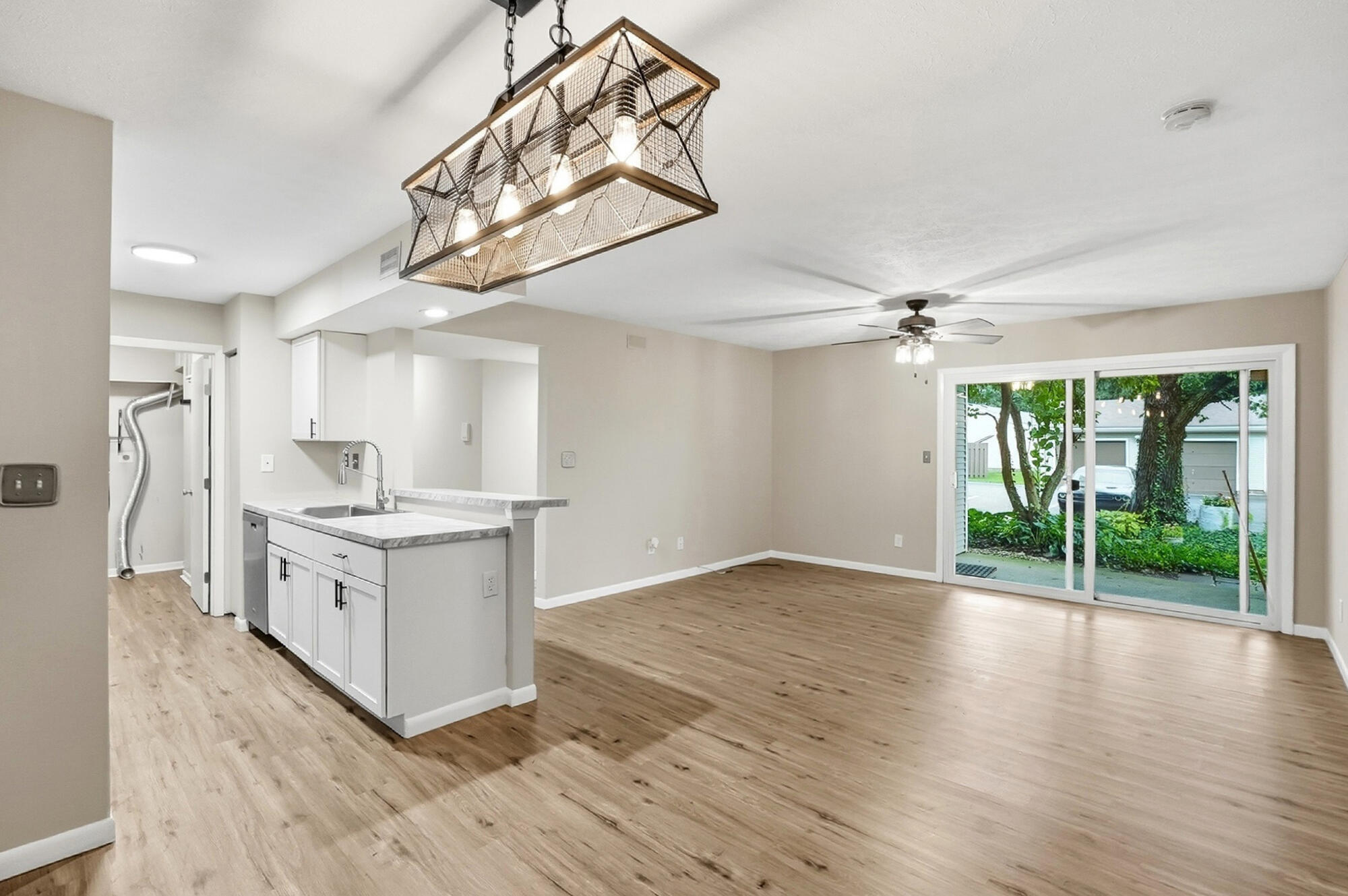 1520 Lake Pointe, Dayton, Ohio 45459