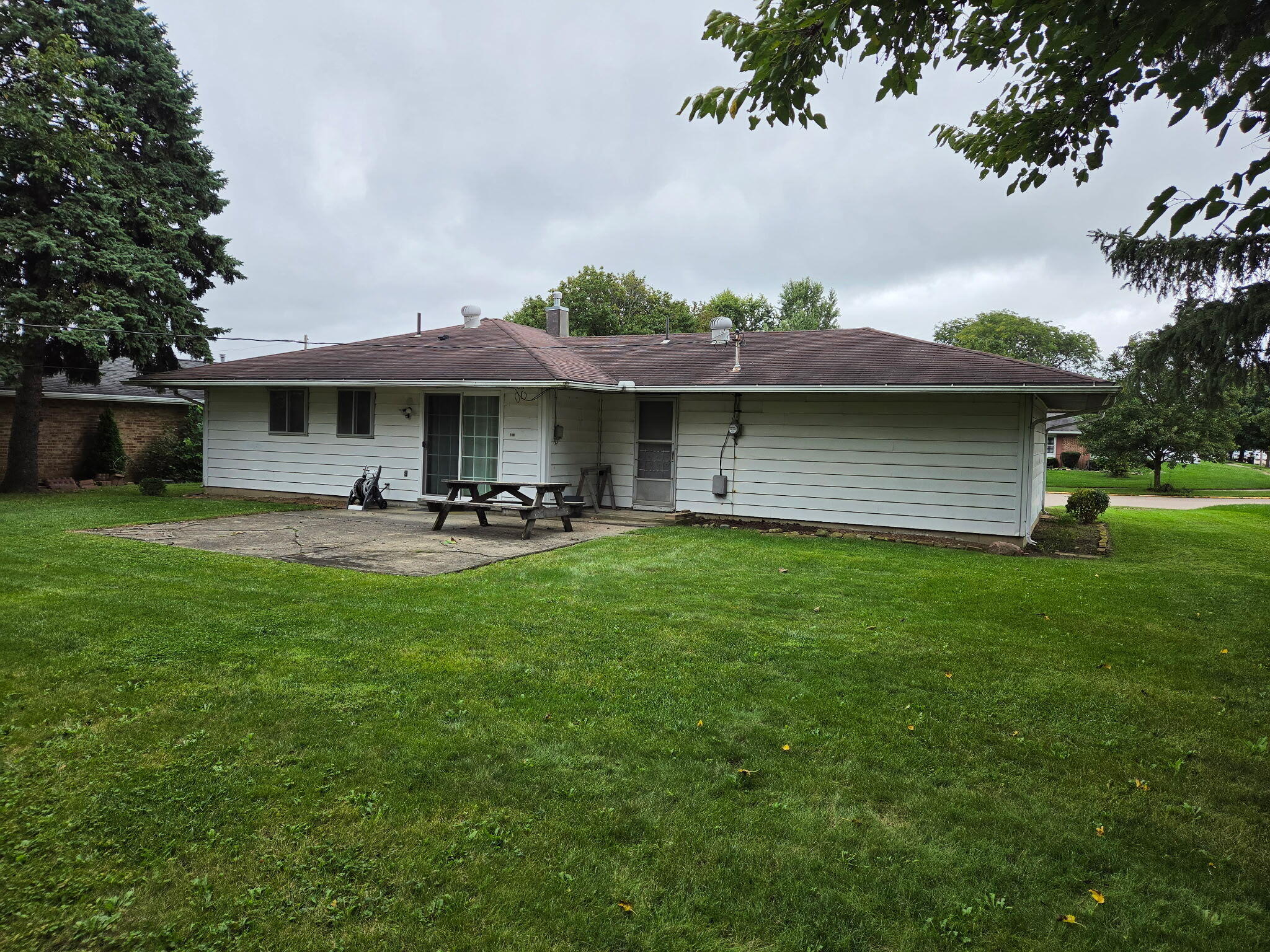 1611 Henley, Troy, Ohio 45373