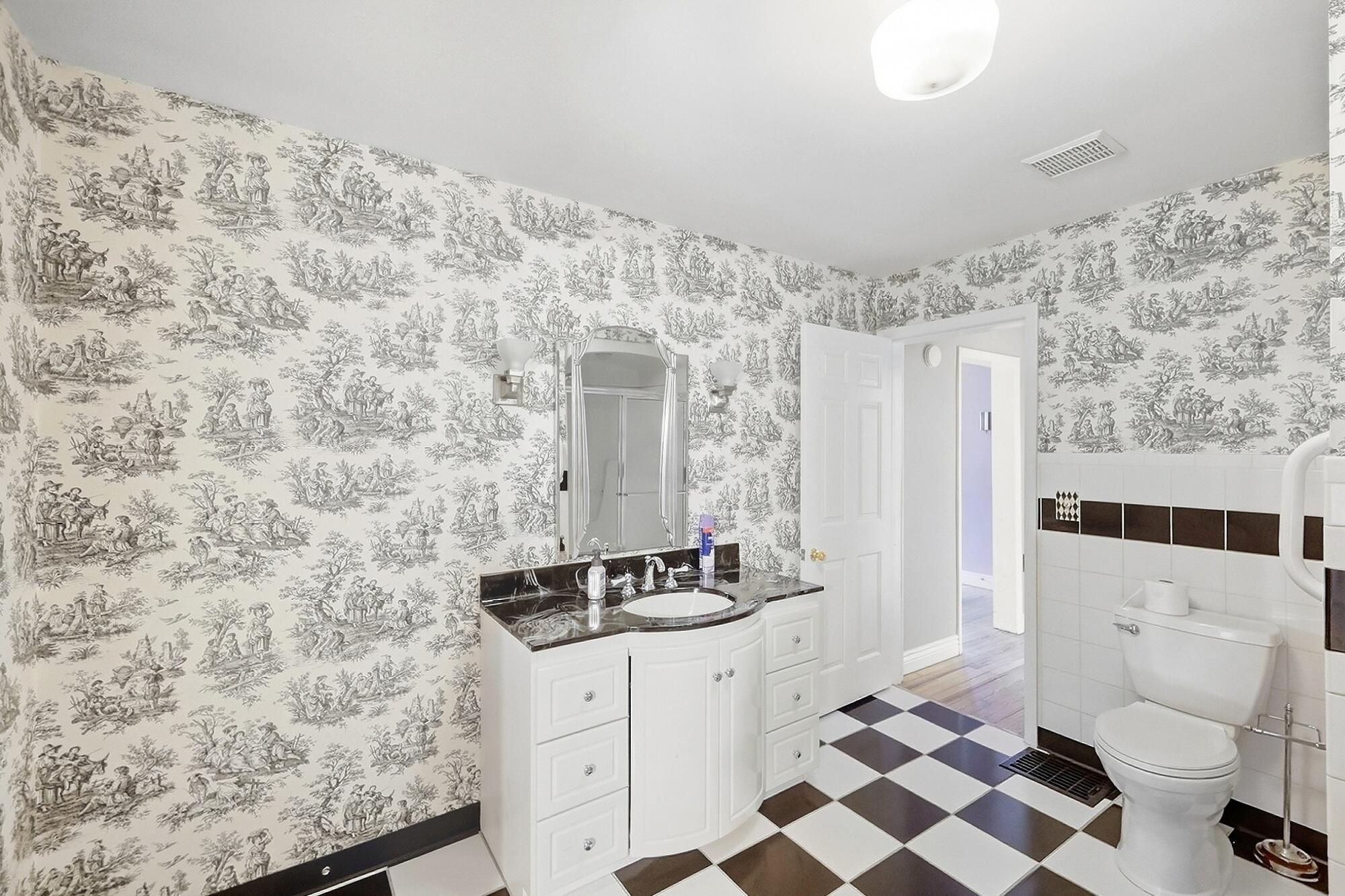 1511 Edgewood, Springfield, Ohio 45503
