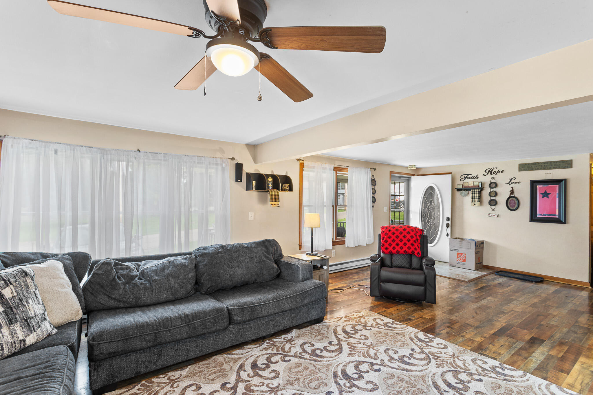 172 High, Mechanicsburg, Ohio 43044