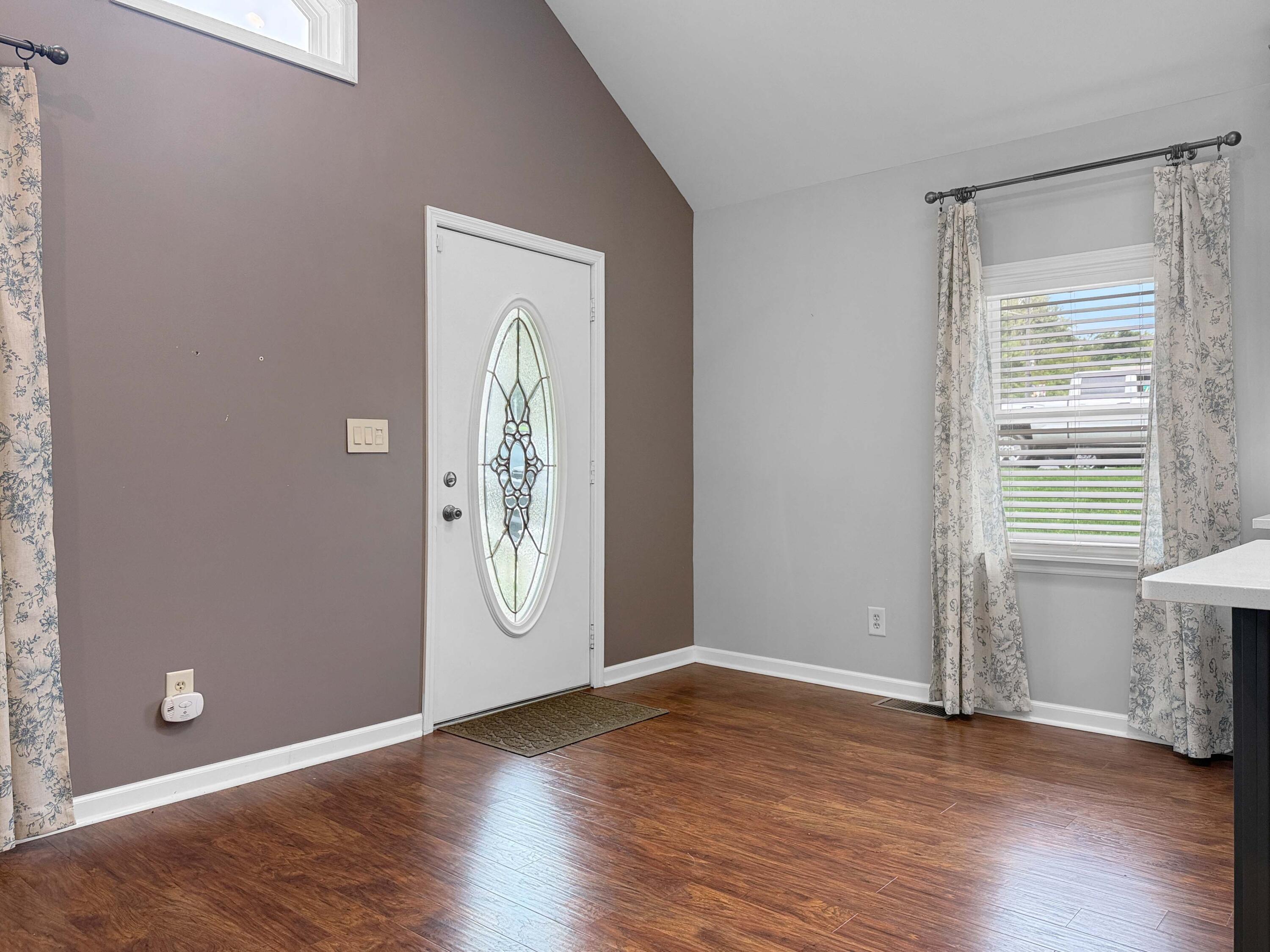309 Zanesfield, West Liberty, Ohio 43357