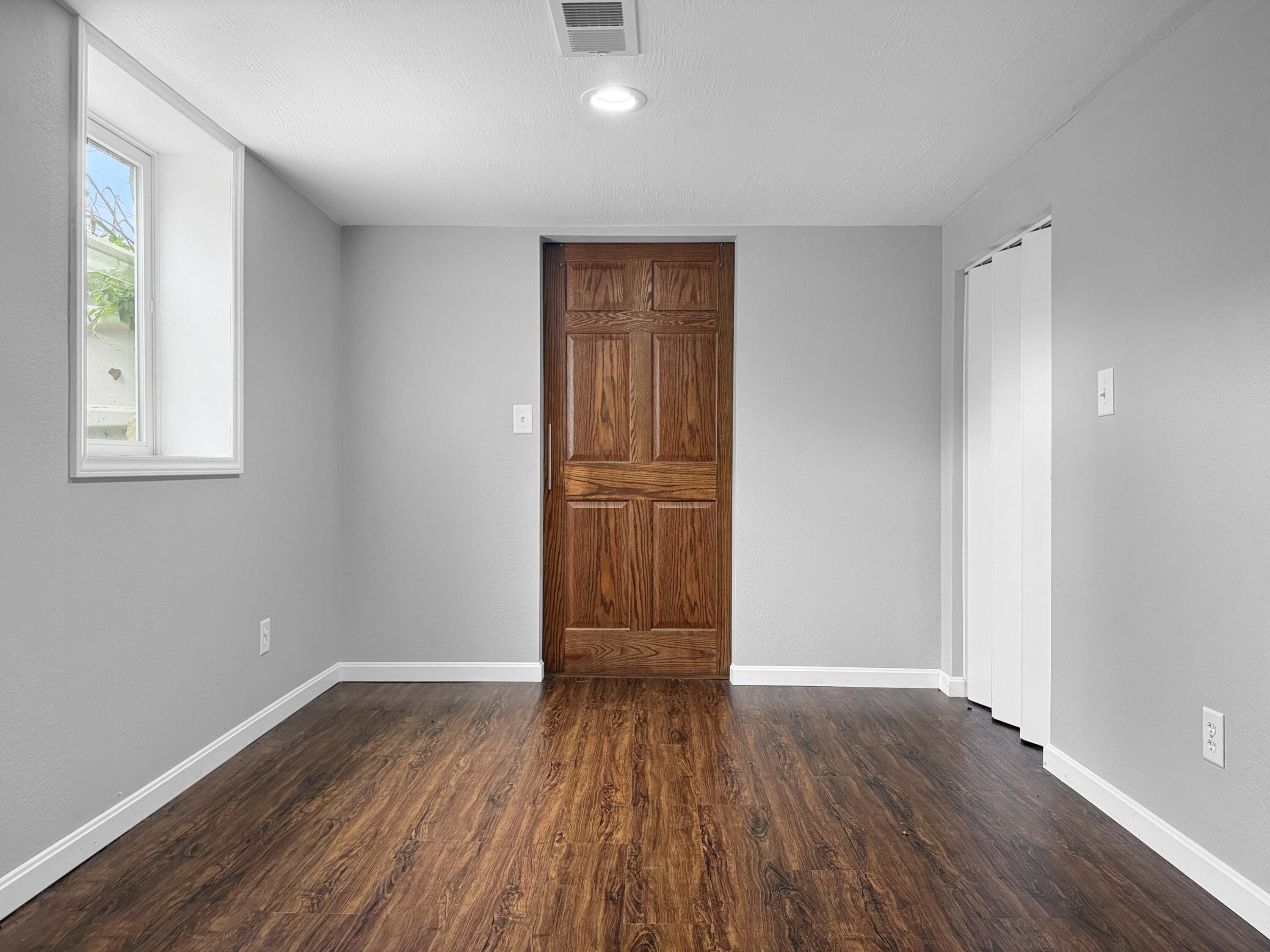 309 Zanesfield, West Liberty, Ohio 43357