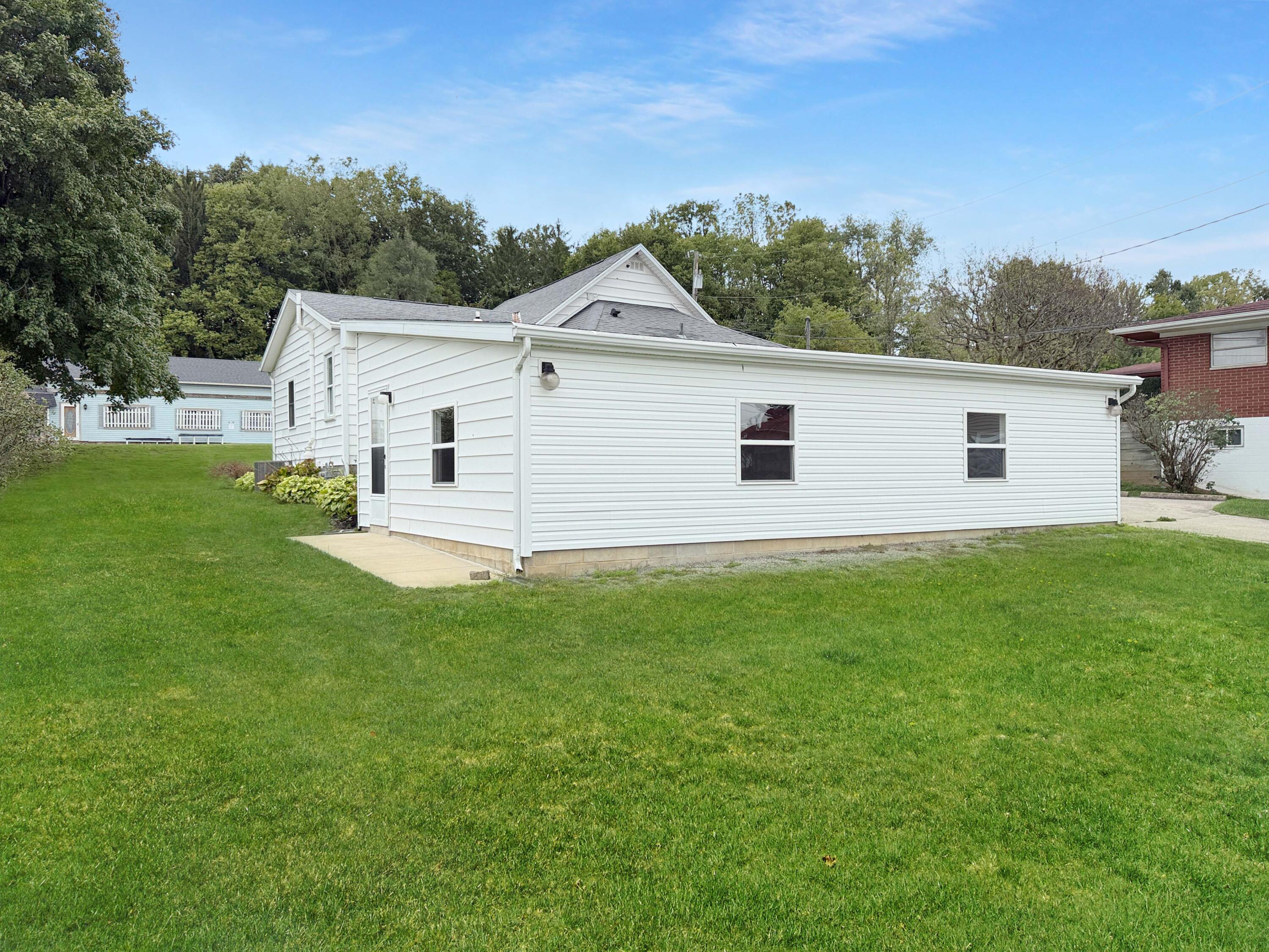309 Zanesfield, West Liberty, Ohio 43357