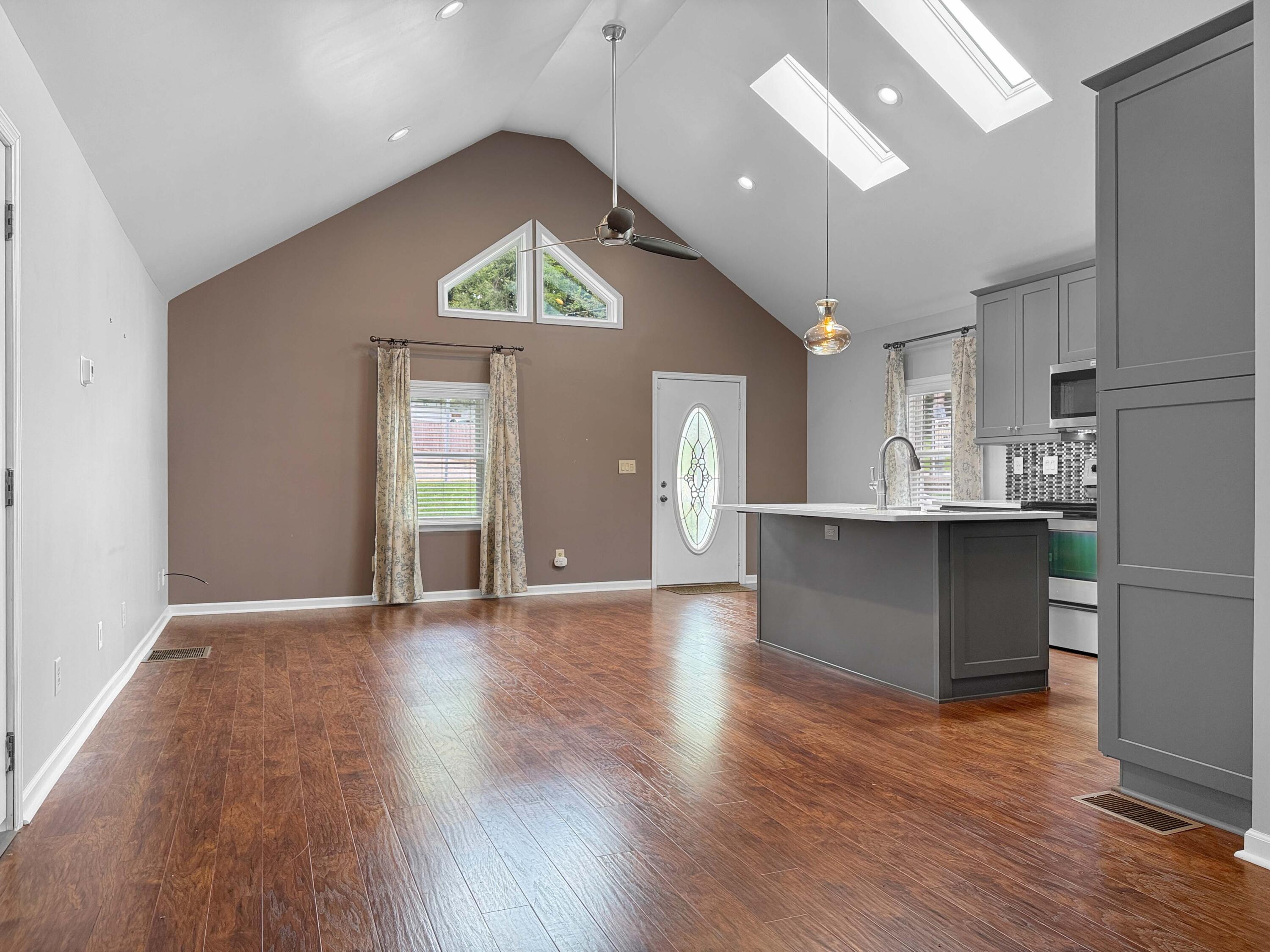 309 Zanesfield, West Liberty, Ohio 43357