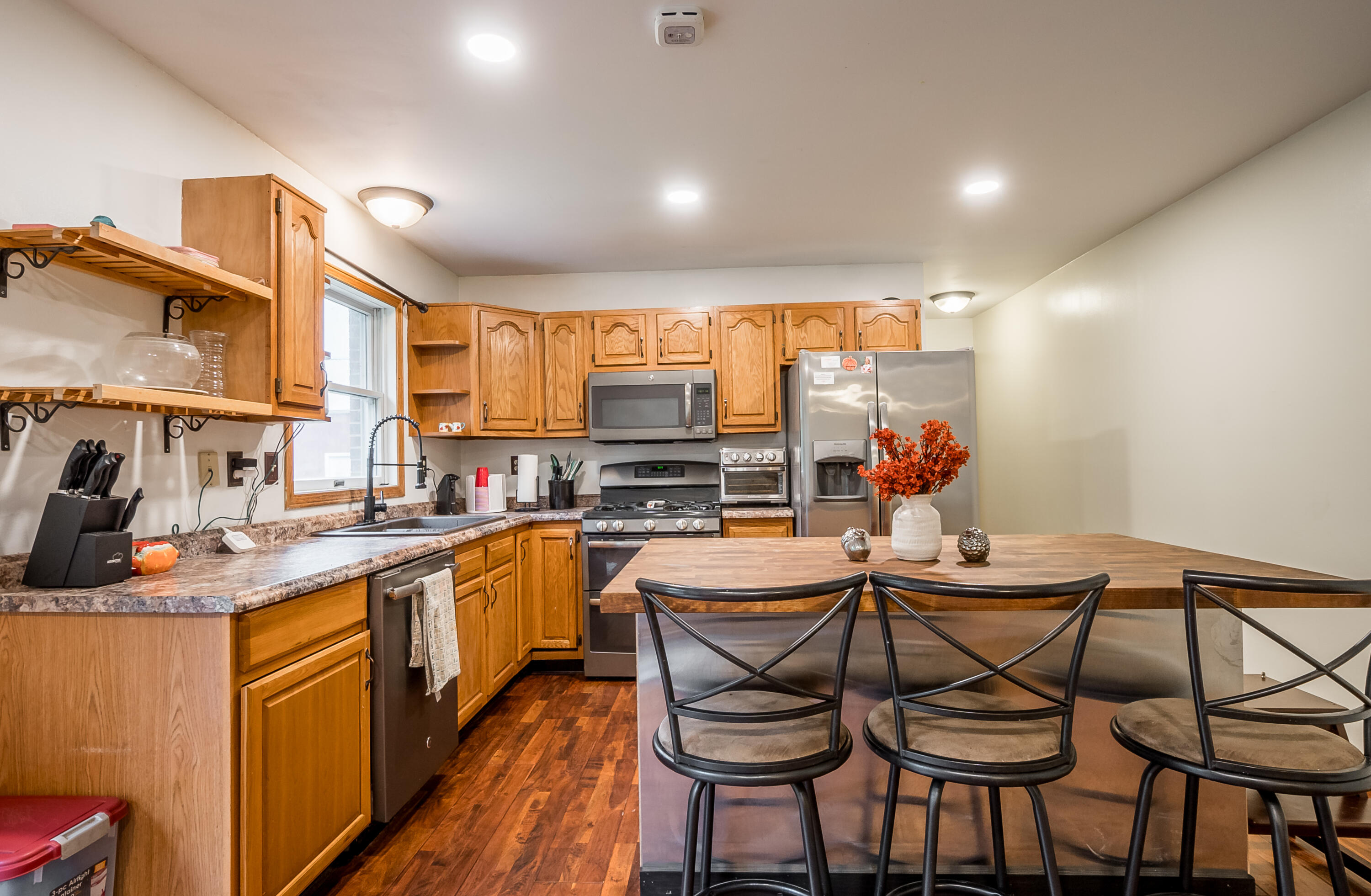 9005 Bradford Bloomer, Bradford, Ohio 45308