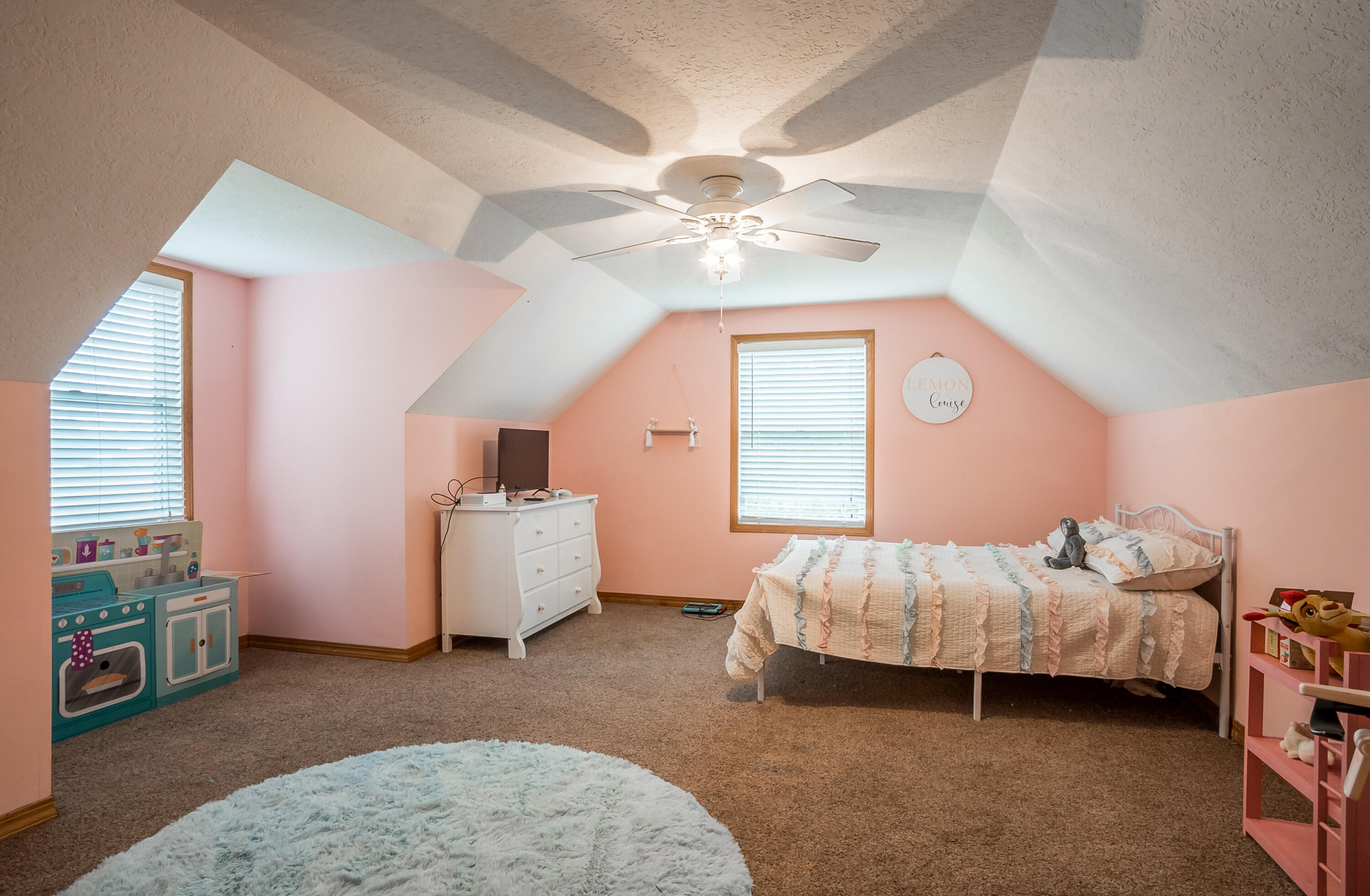 9005 Bradford Bloomer, Bradford, Ohio 45308