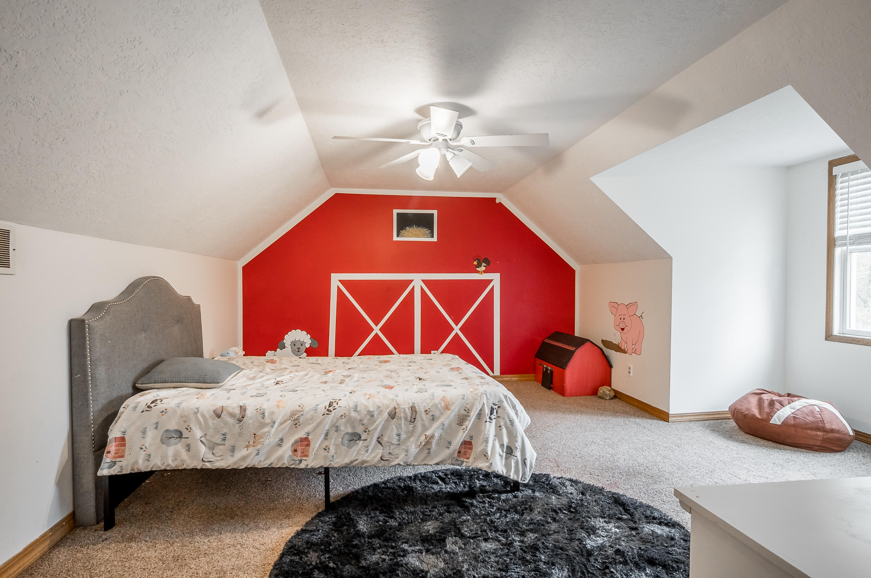 9005 Bradford Bloomer, Bradford, Ohio 45308