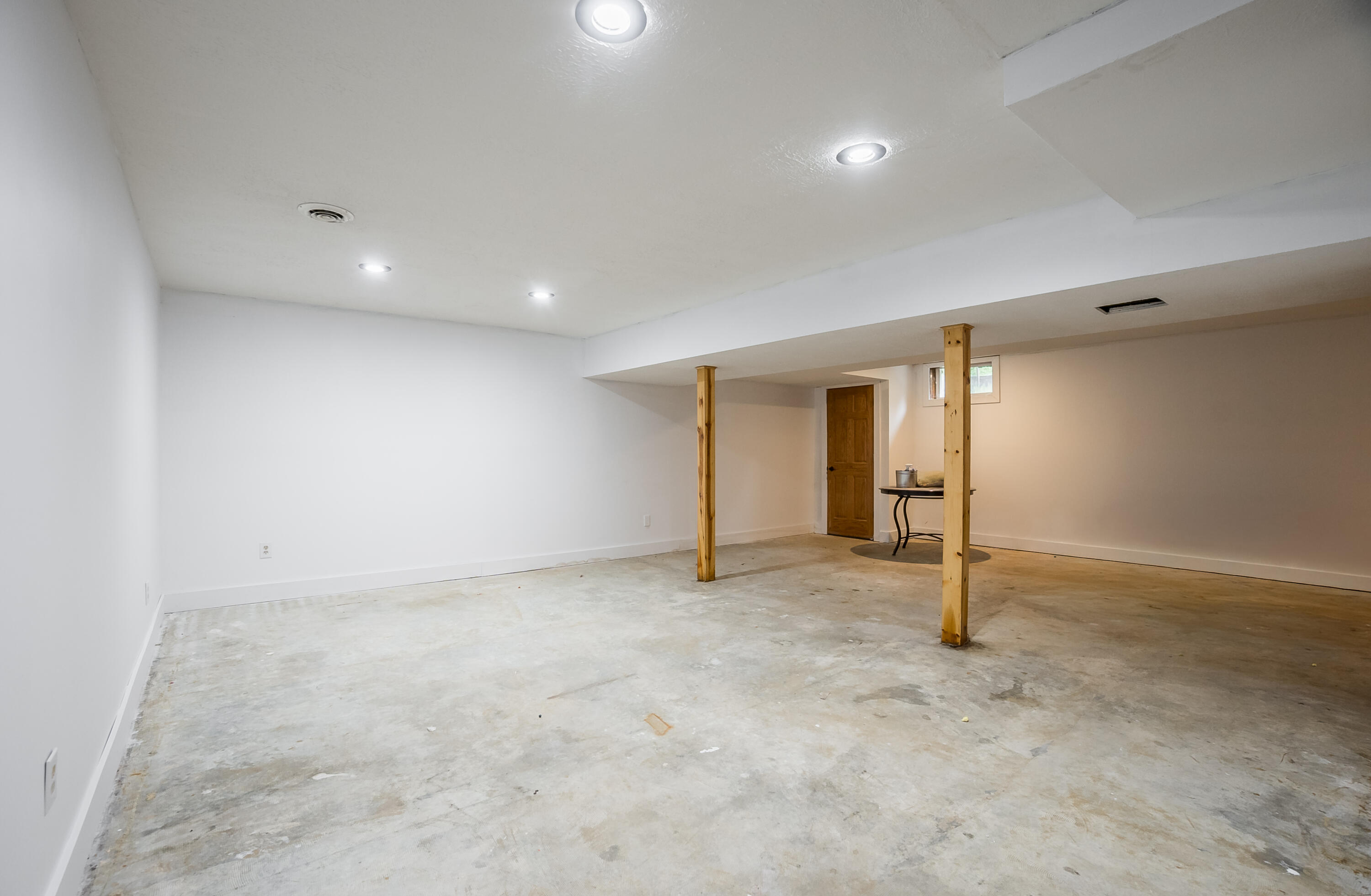 9005 Bradford Bloomer, Bradford, Ohio 45308
