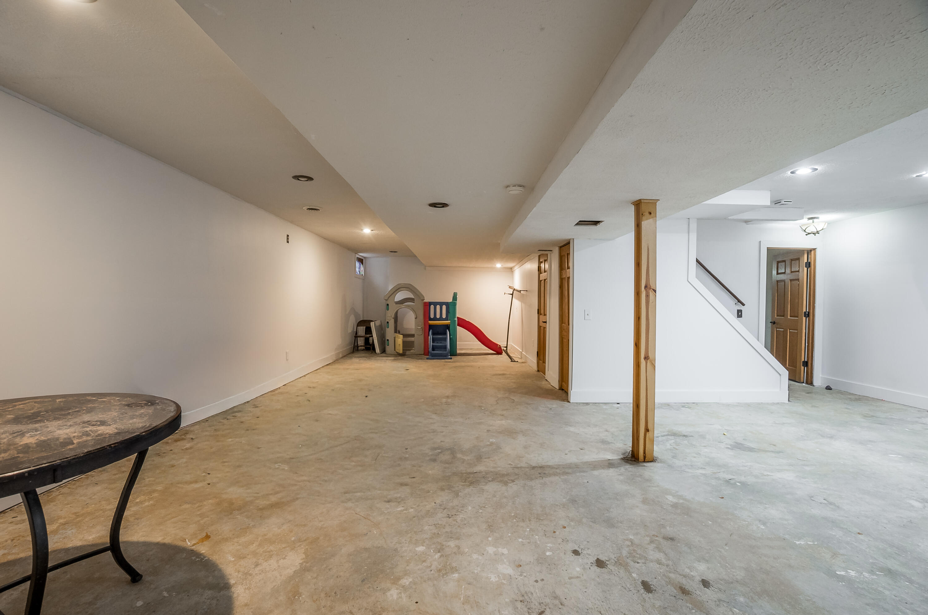 9005 Bradford Bloomer, Bradford, Ohio 45308