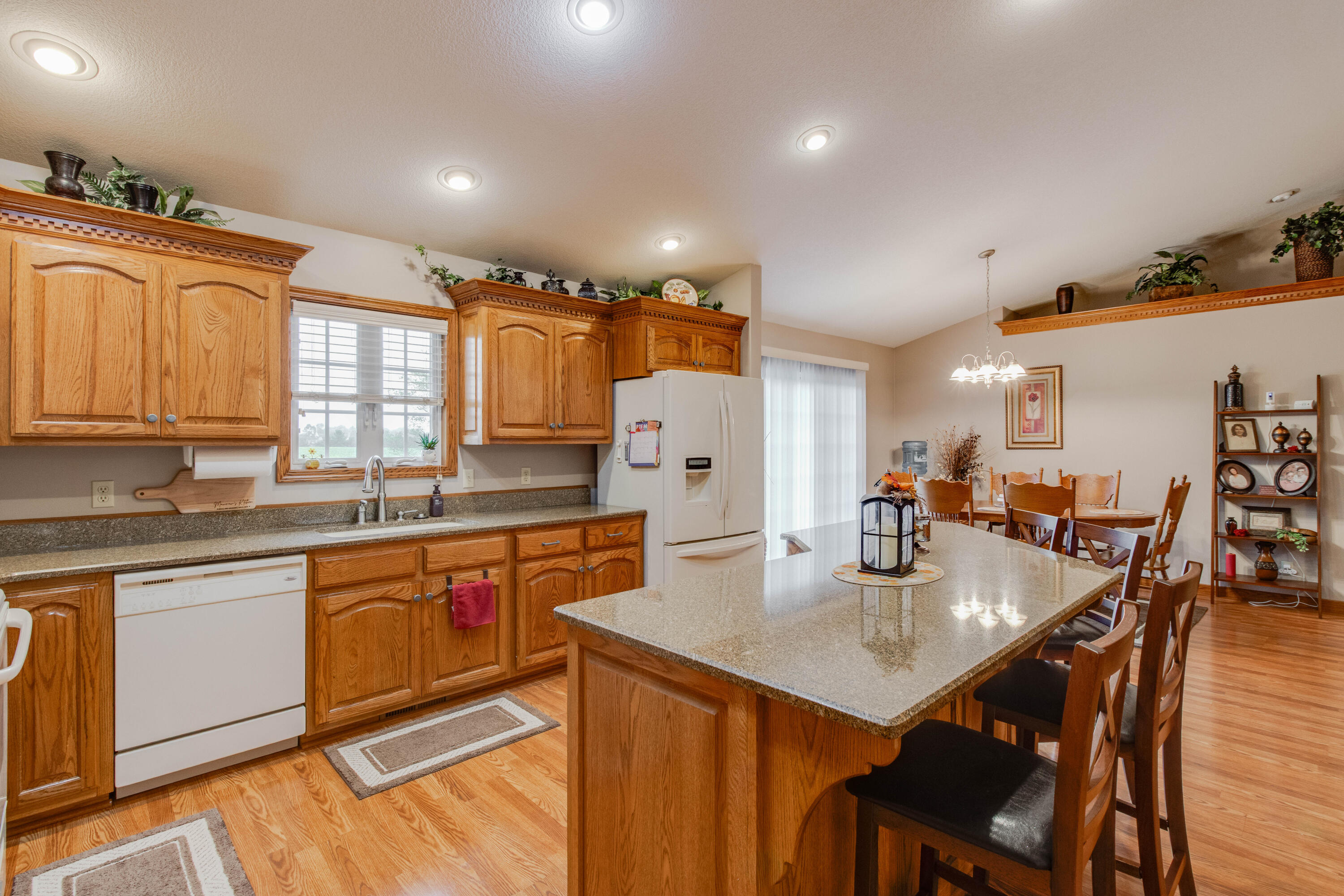 34 Kyle, Wapakoneta, Ohio 45895