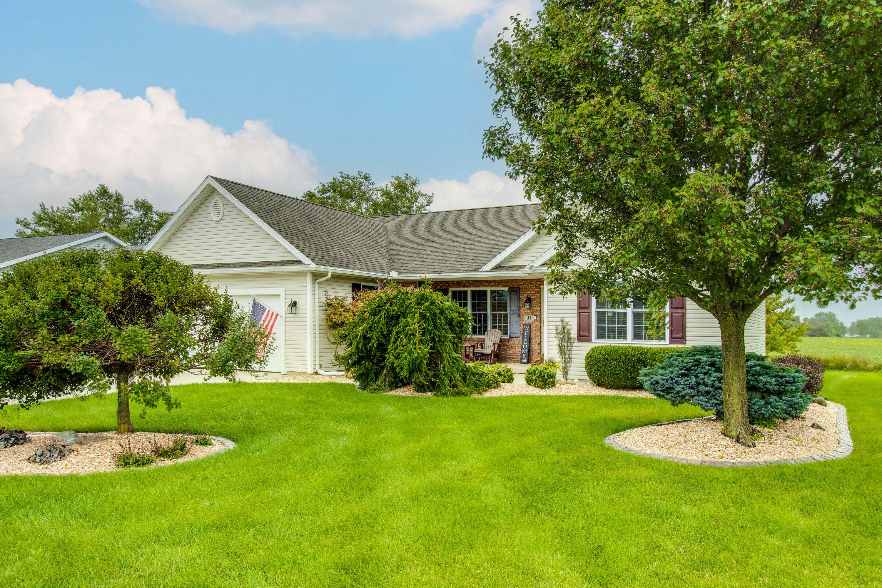 34 Kyle, Wapakoneta, Ohio 45895