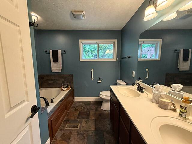 1232 Holly, Springfield, Ohio 45504