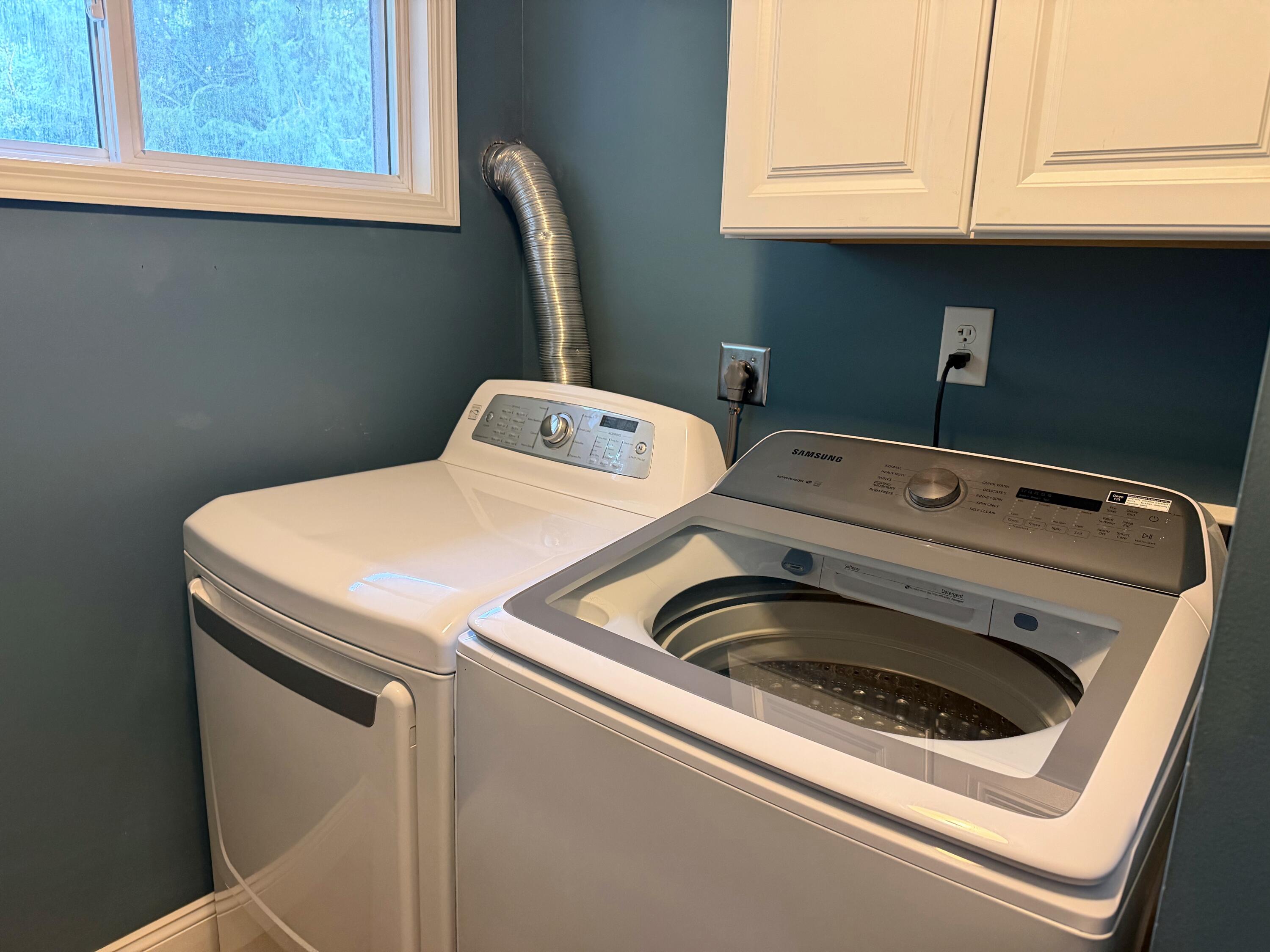 1232 Holly, Springfield, Ohio 45504