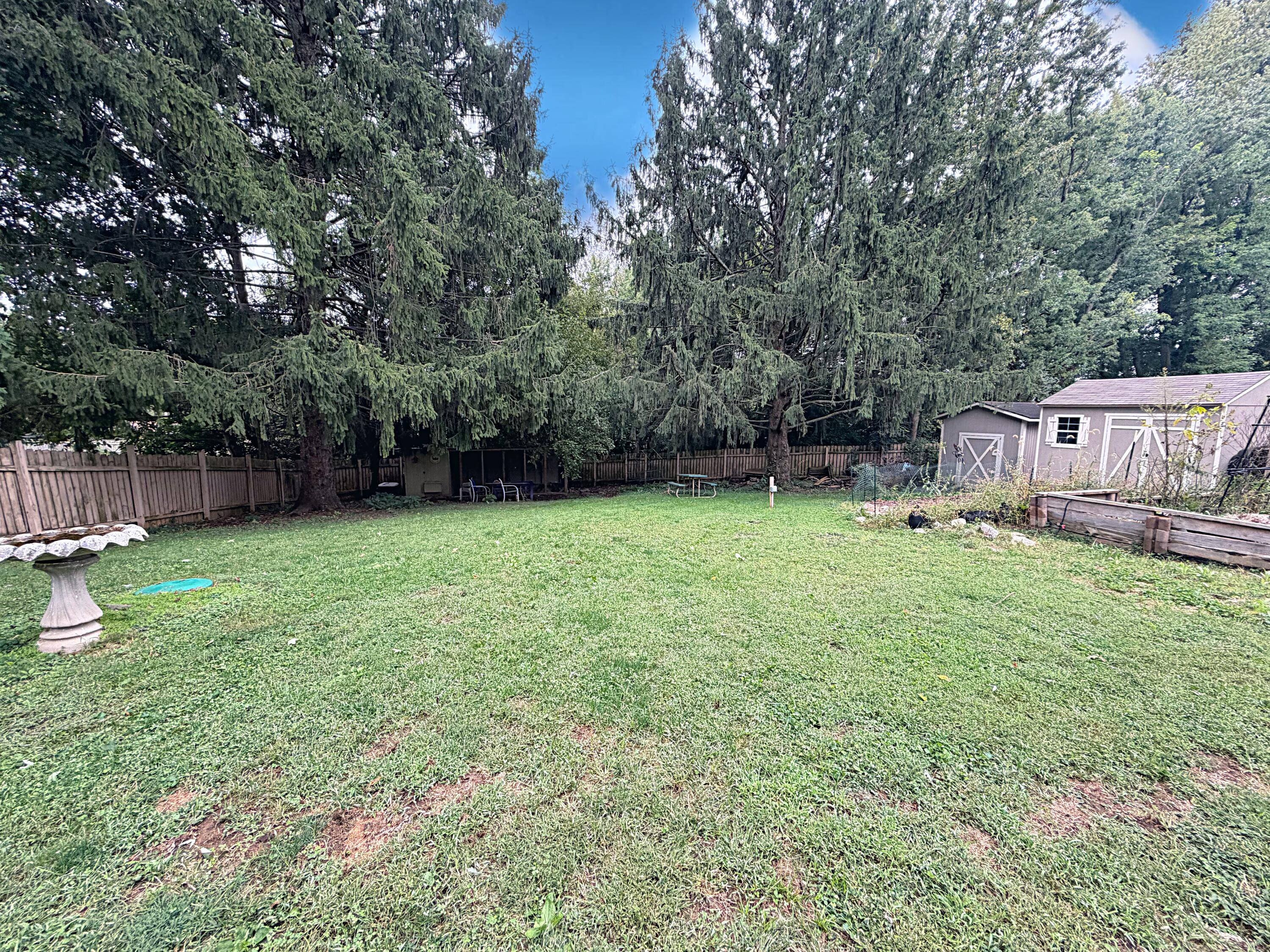 1232 Holly, Springfield, Ohio 45504