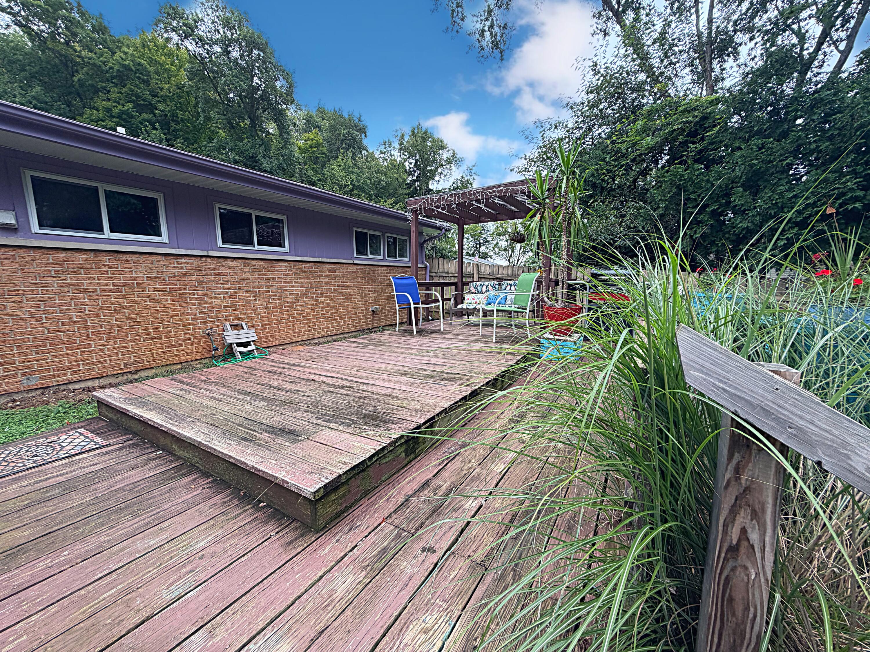 1232 Holly, Springfield, Ohio 45504