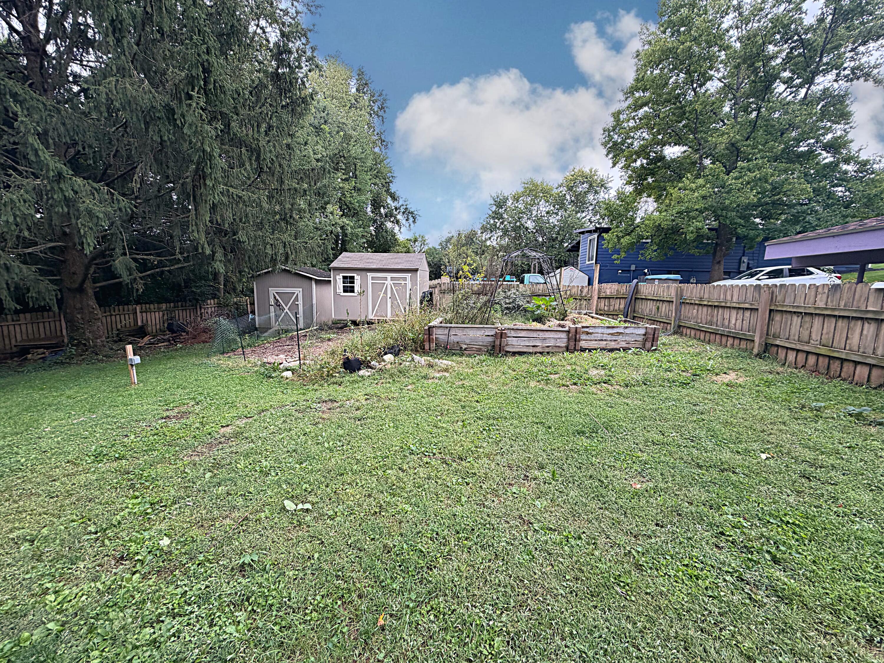 1232 Holly, Springfield, Ohio 45504