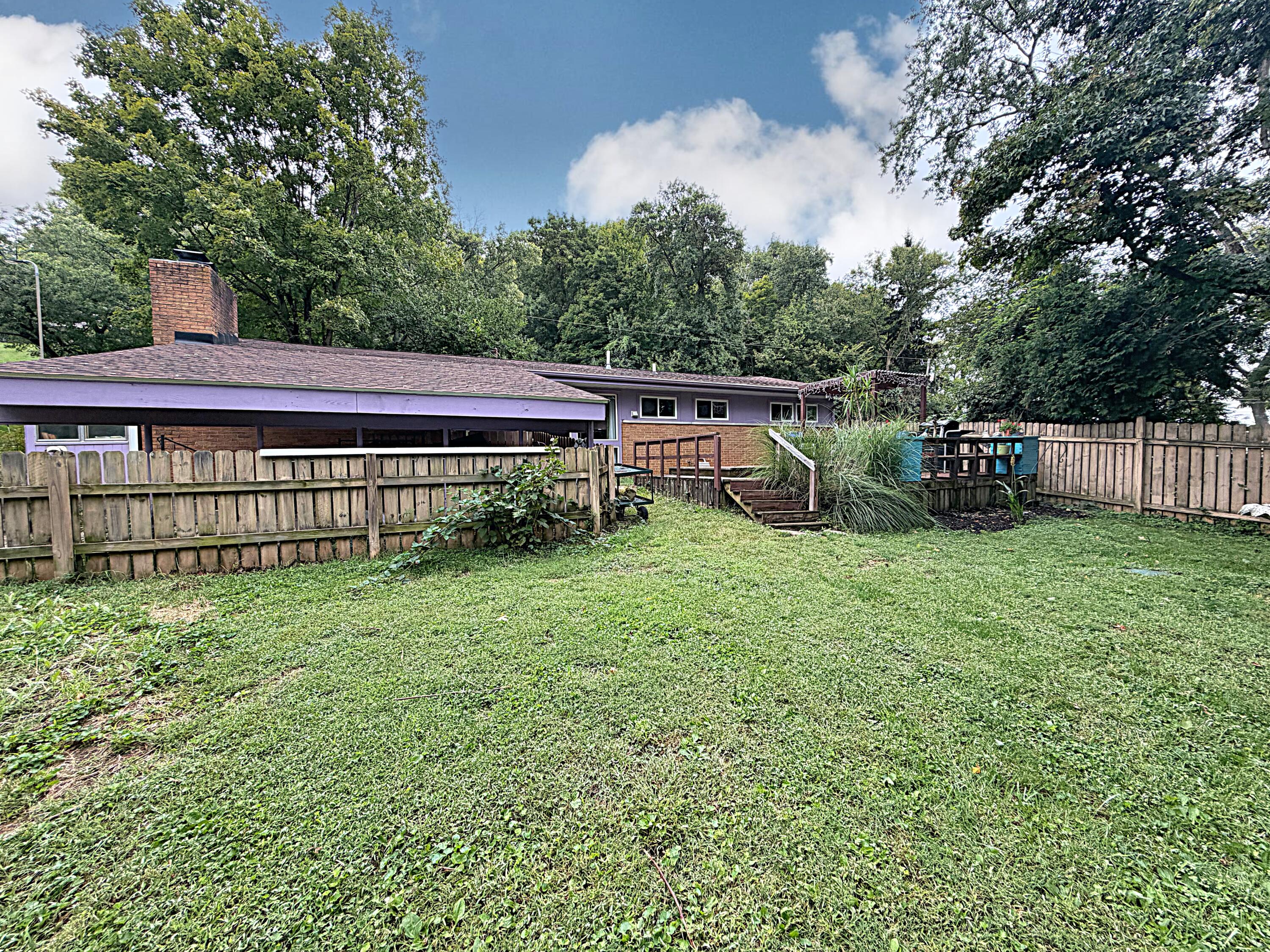 1232 Holly, Springfield, Ohio 45504