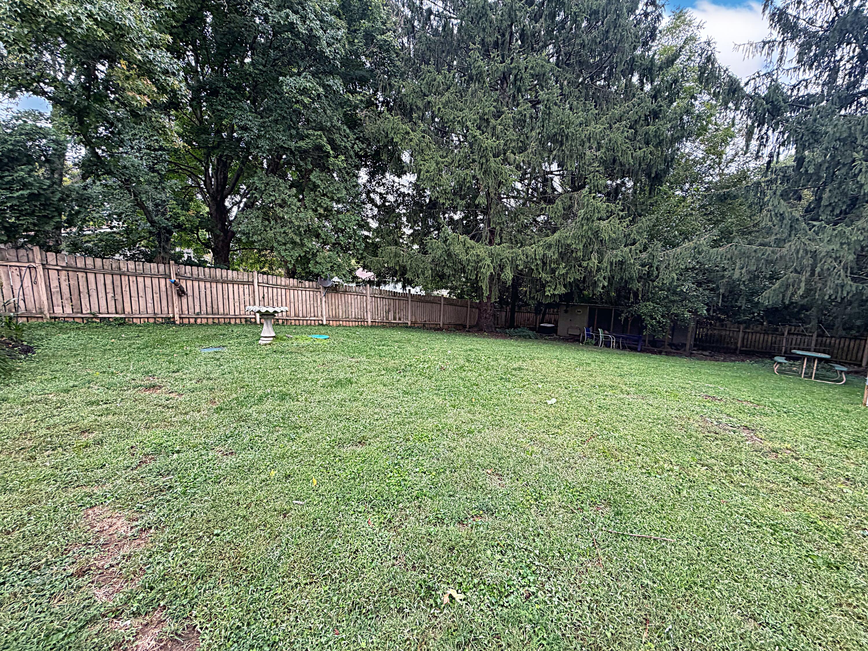 1232 Holly, Springfield, Ohio 45504