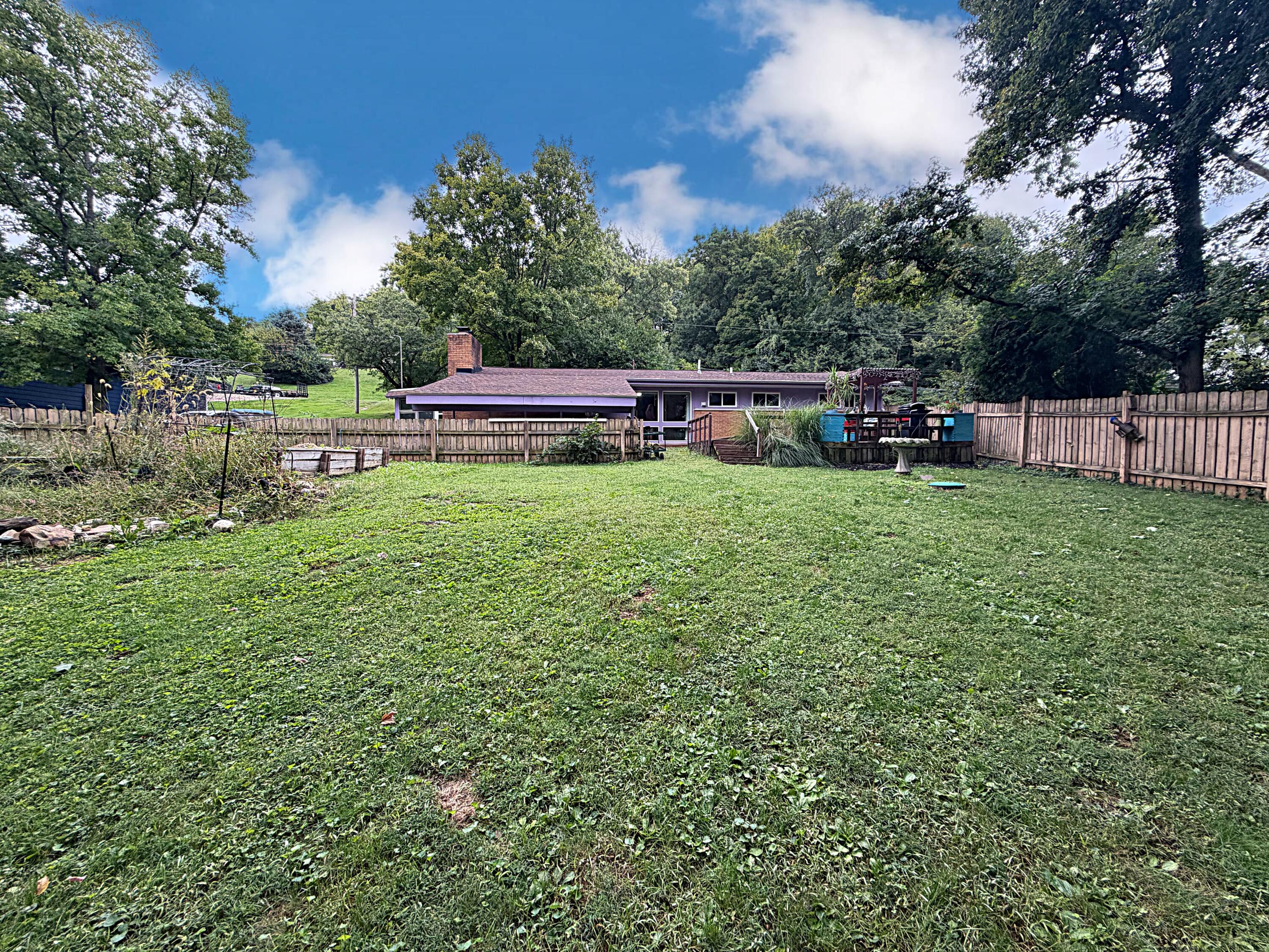 1232 Holly, Springfield, Ohio 45504