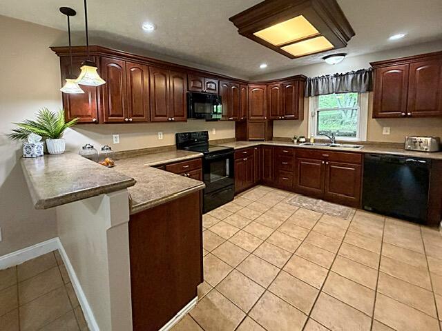 1232 Holly, Springfield, Ohio 45504