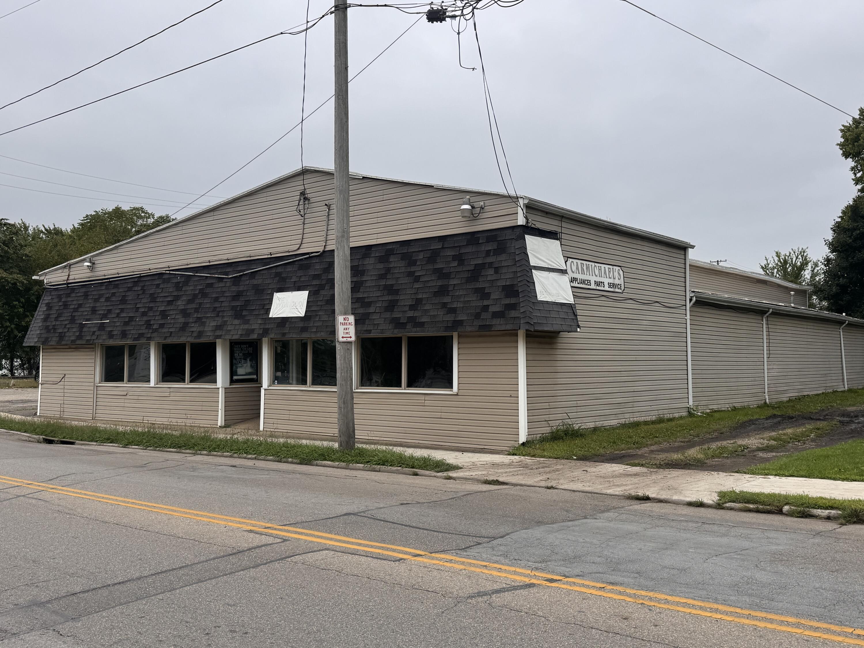 1050 Belmont, Springfield, Ohio 45503