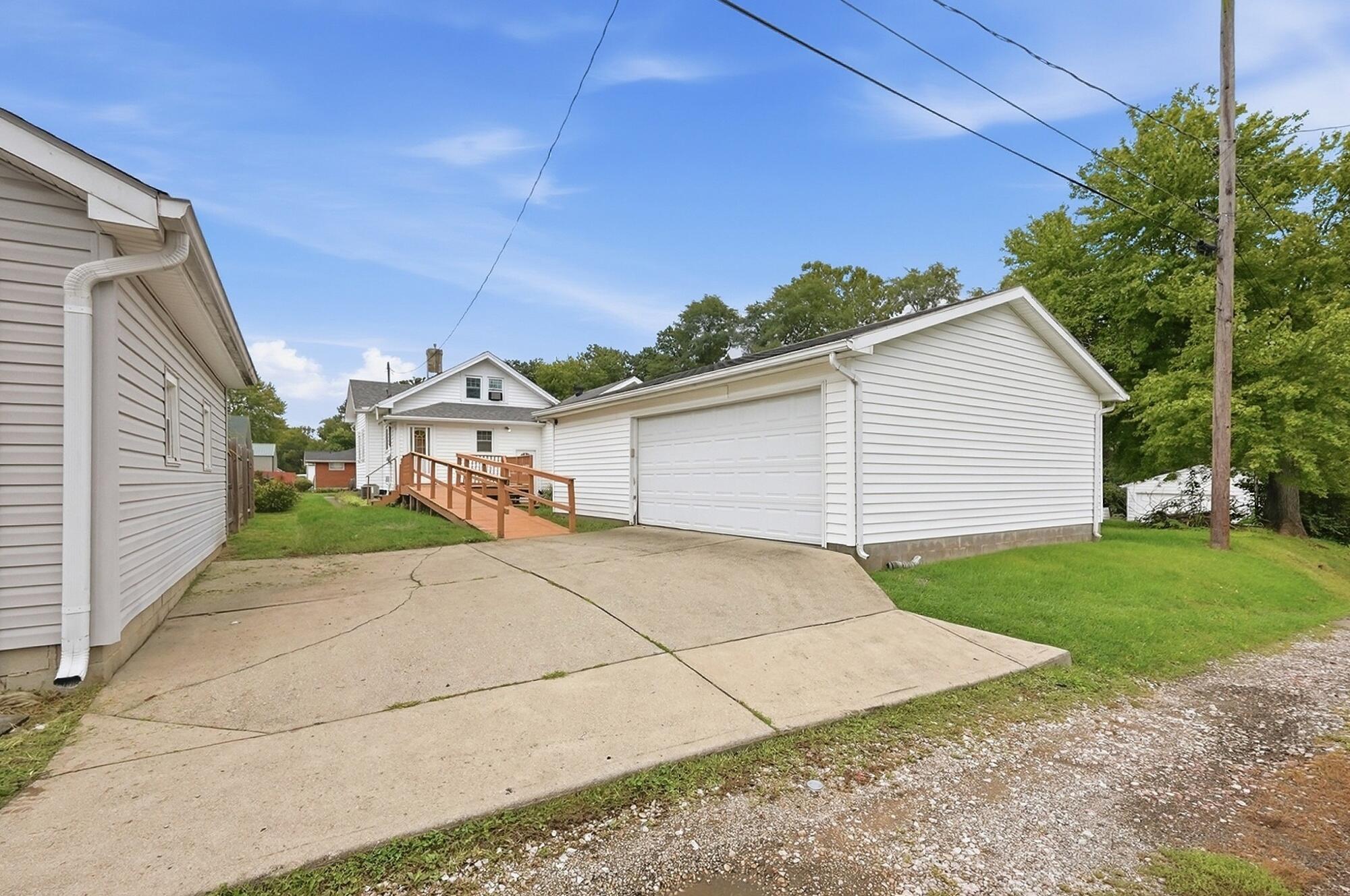 1511 Edgewood, Springfield, Ohio 45503