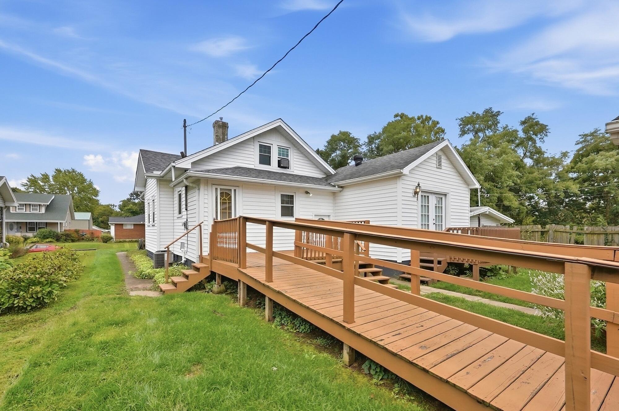 1511 Edgewood, Springfield, Ohio 45503
