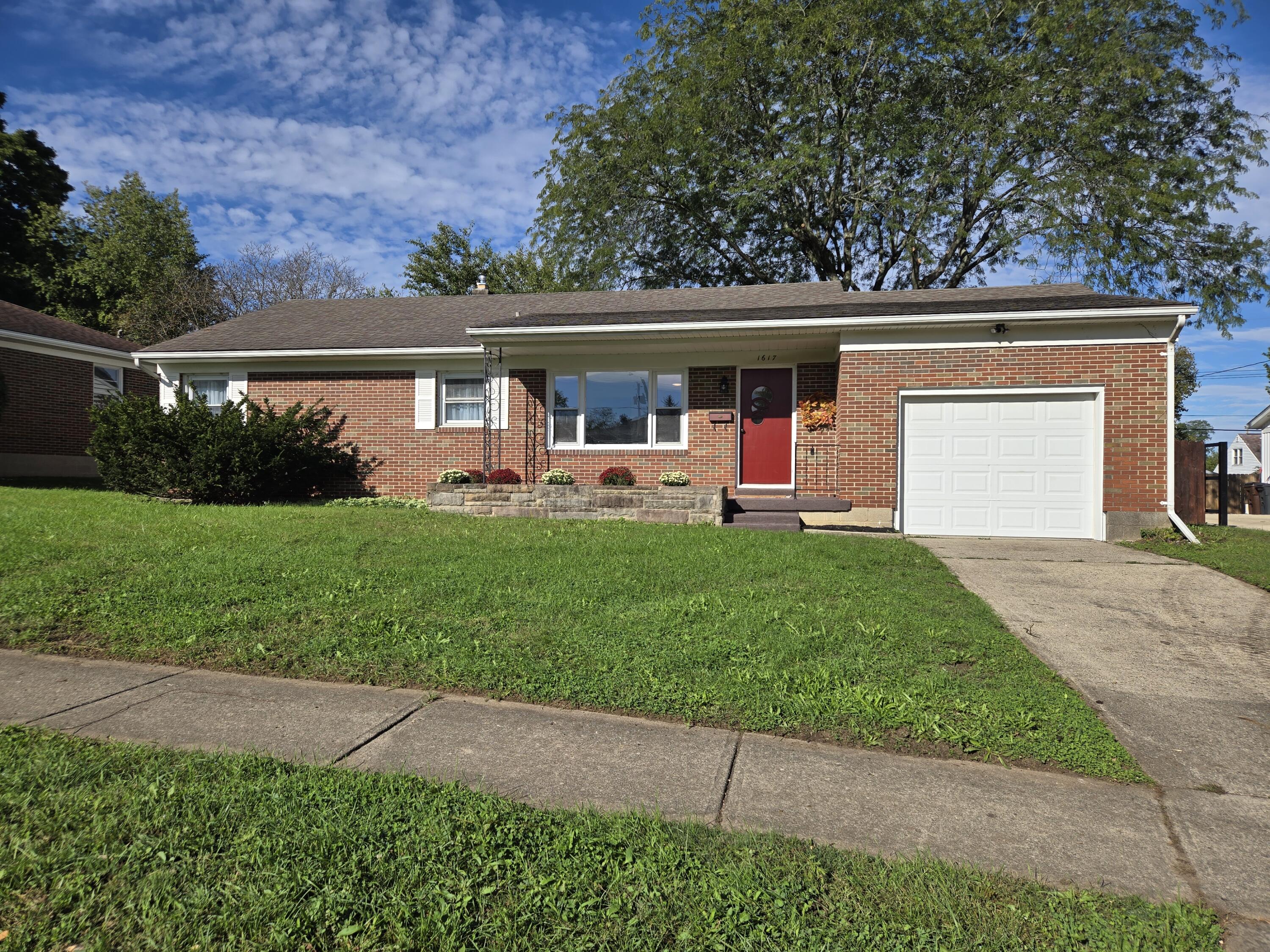 1617 Northgate, Springfield, Ohio 45504