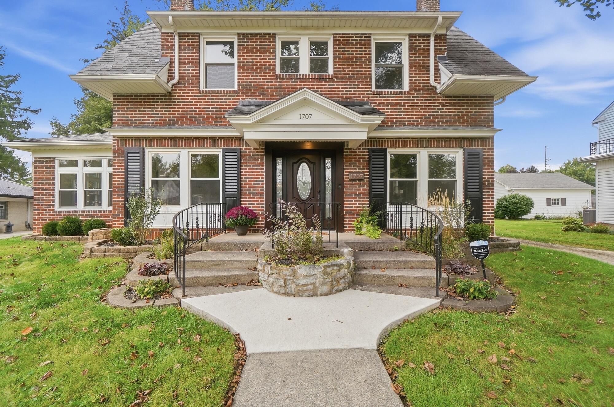 1707 Longview, Springfield, Ohio 45504
