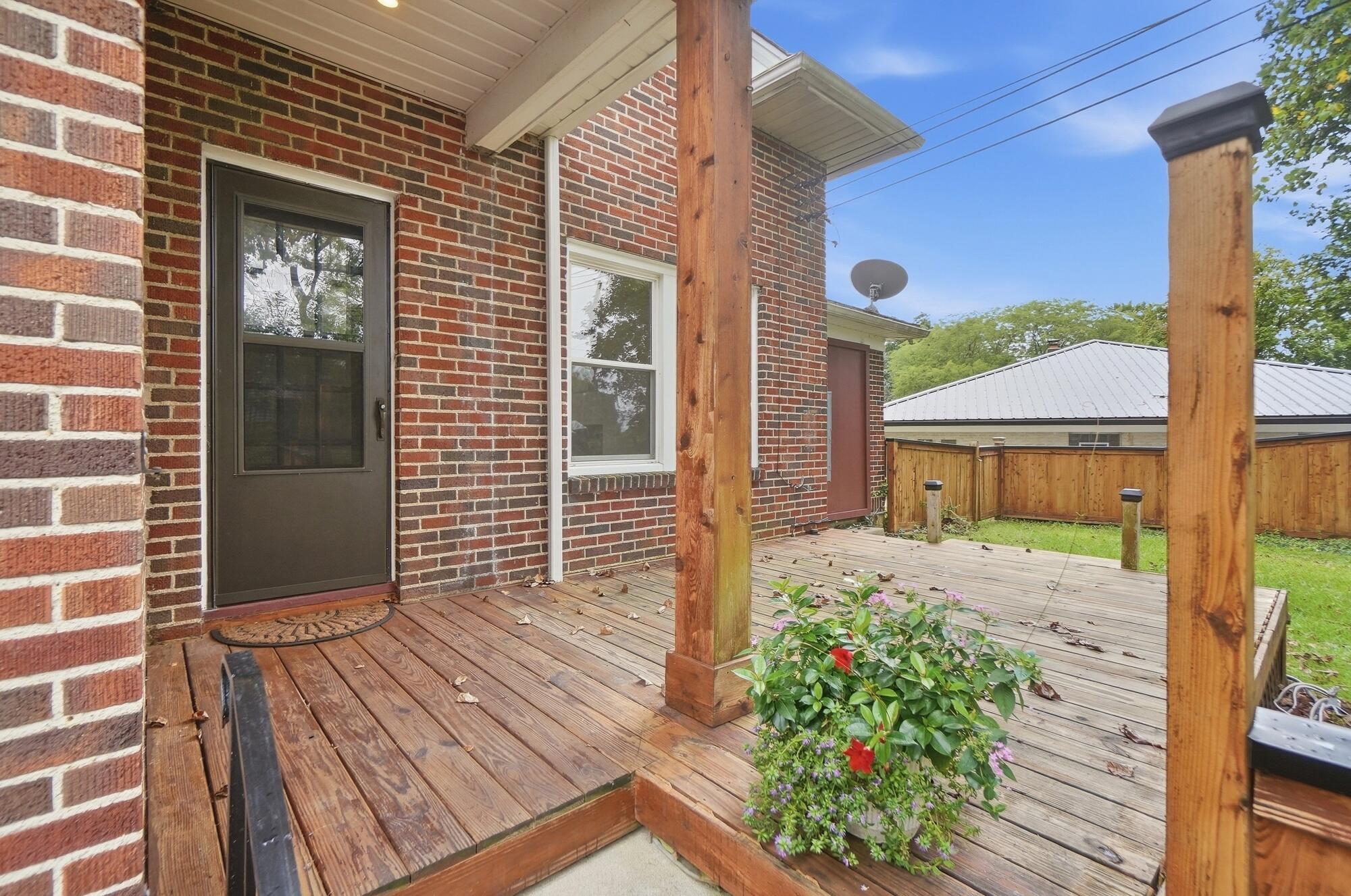 1707 Longview, Springfield, Ohio 45504