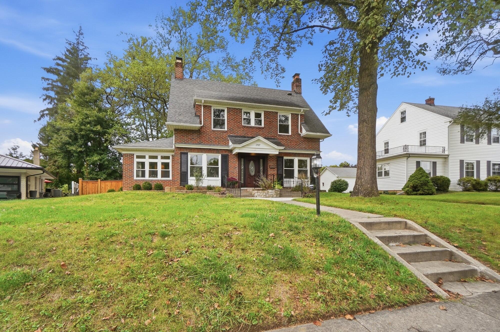 1707 Longview, Springfield, Ohio 45504