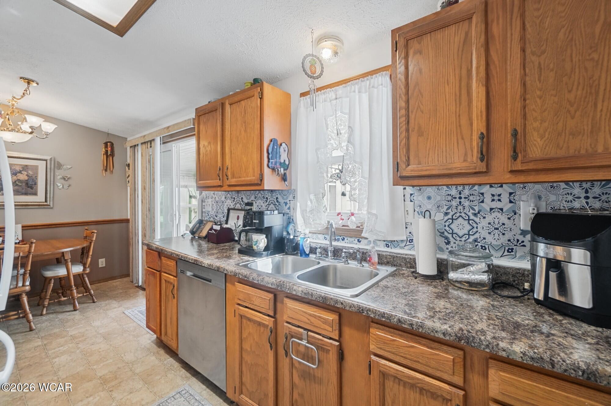 922 Dearbaugh Avenue, Wapakoneta, Ohio