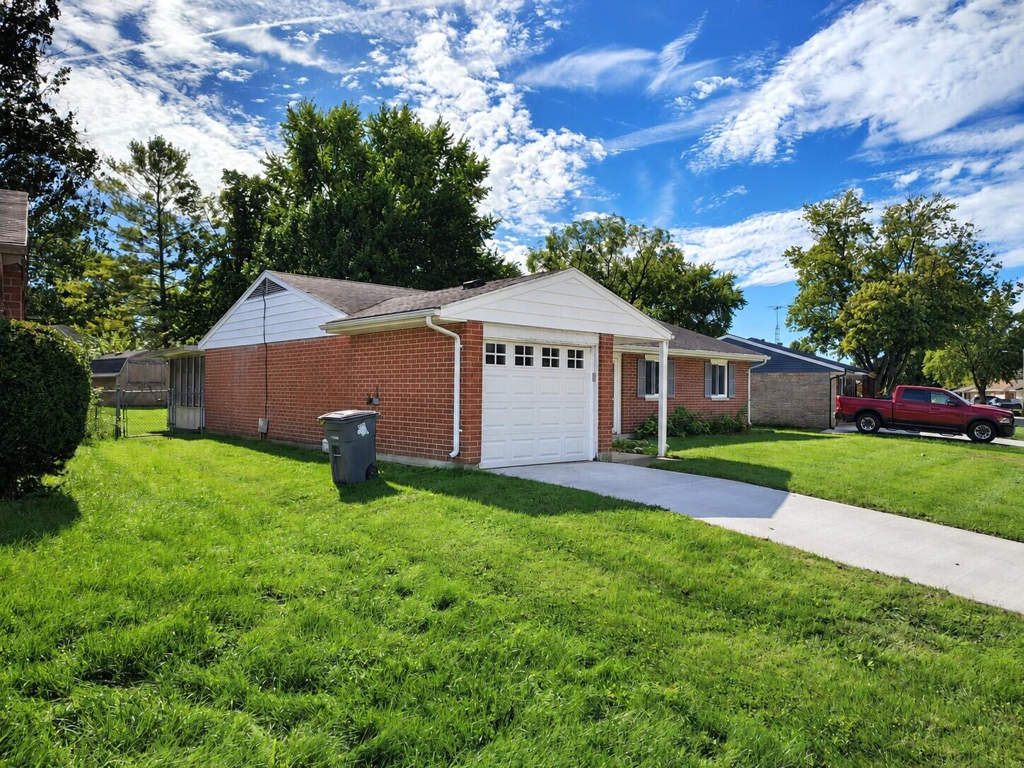 1279 Skylark, Troy, Ohio 45373