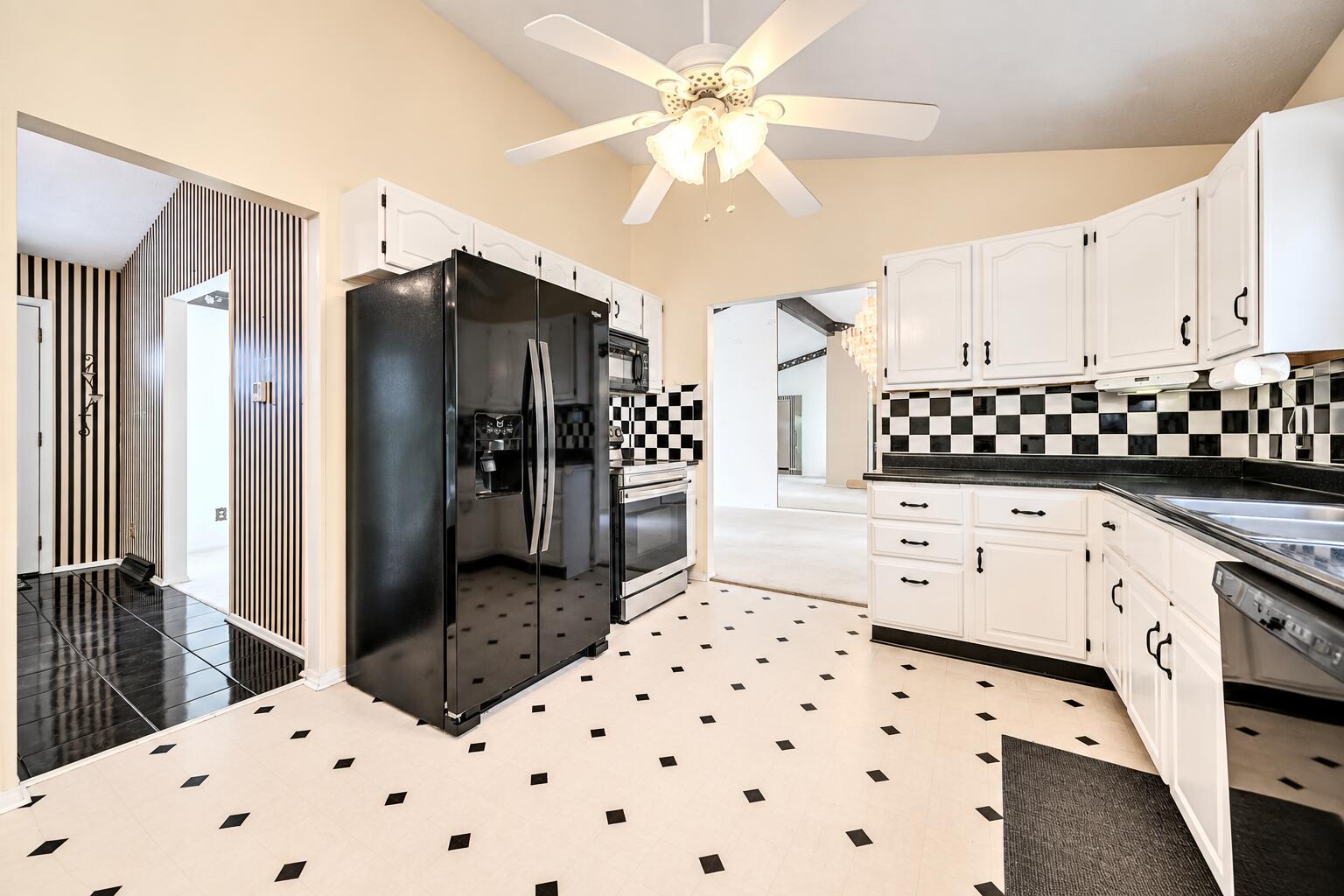 2807 Rensselaer, Springfield, Ohio 45503