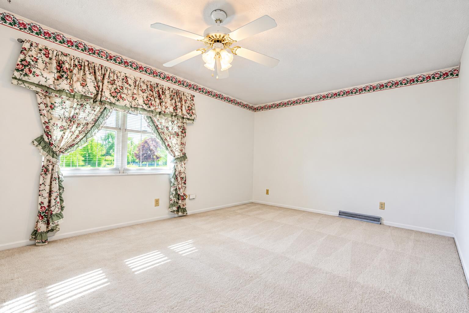 2807 Rensselaer, Springfield, Ohio 45503
