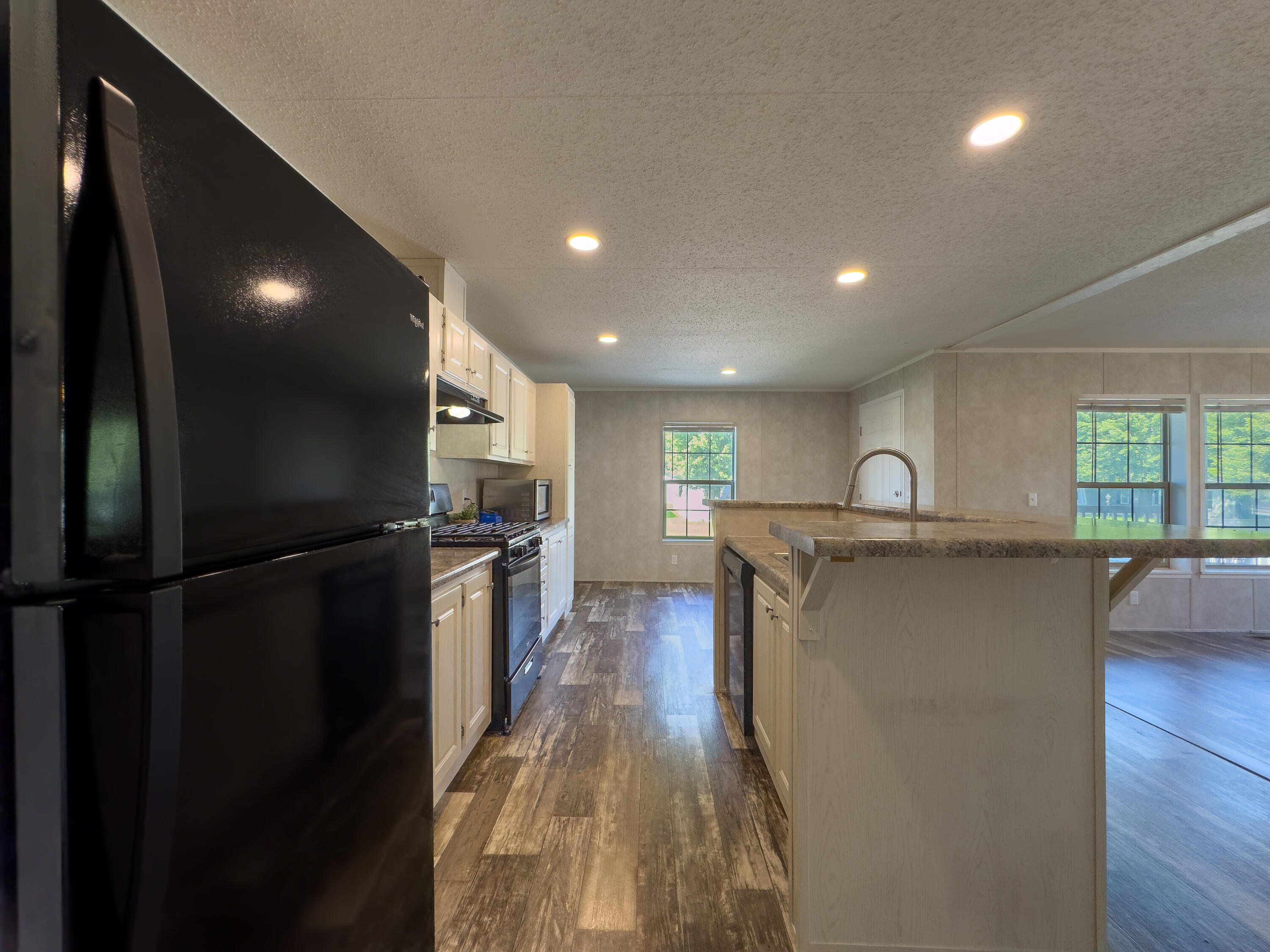 10885 Pine, Lakeview, Ohio 43331