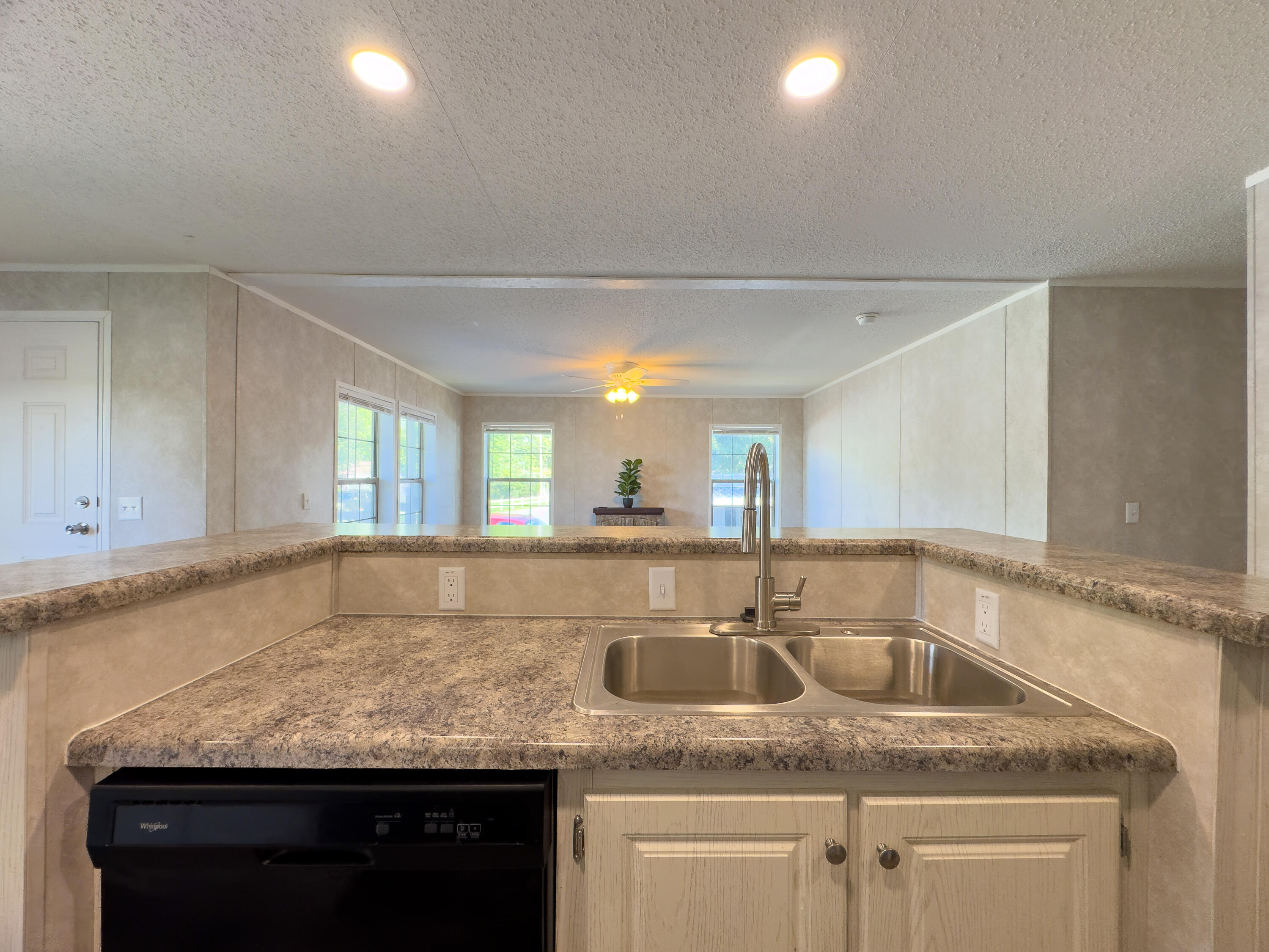 10885 Pine, Lakeview, Ohio 43331